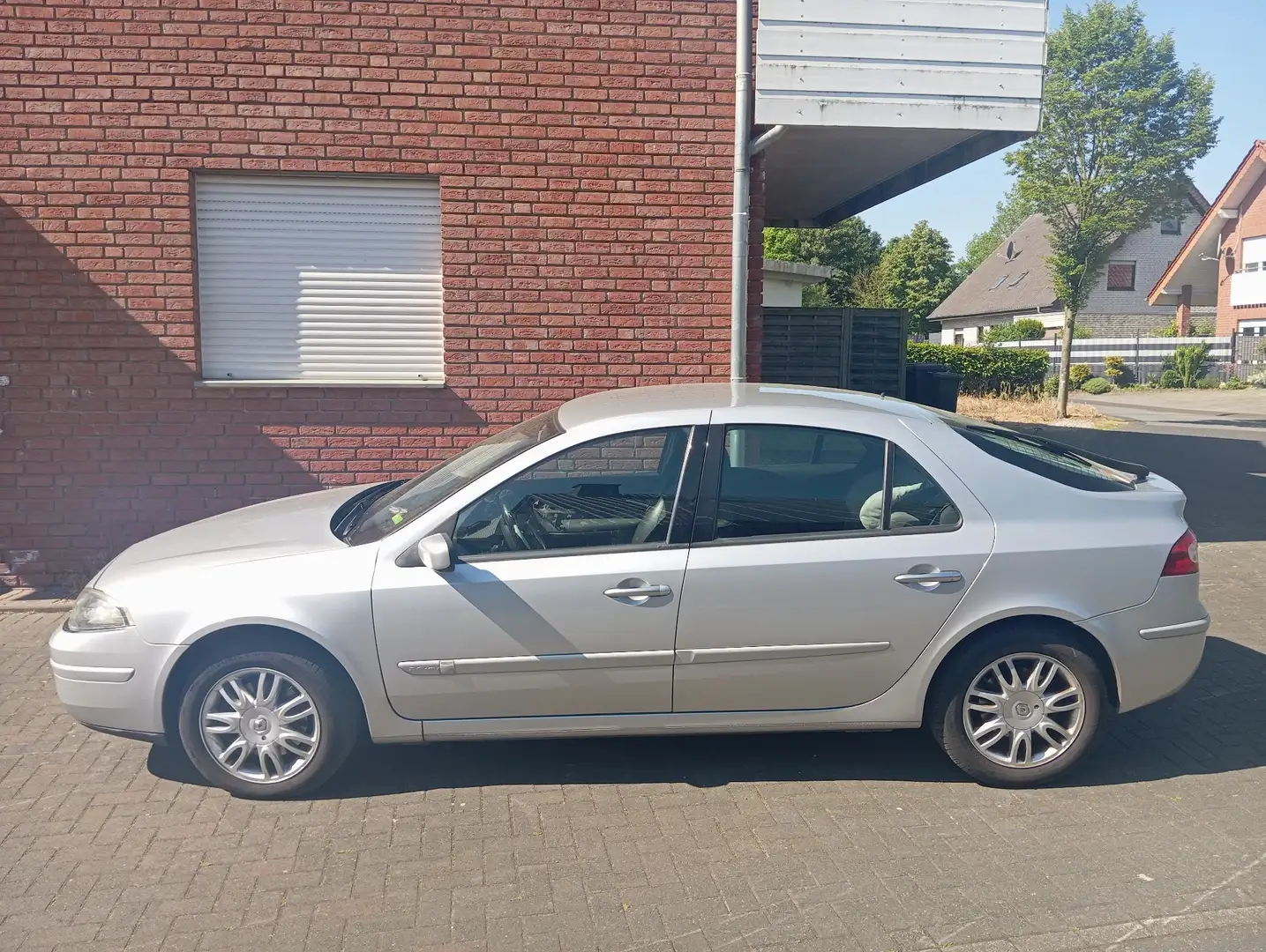 Renault Laguna 2 Privilege Gris - 1