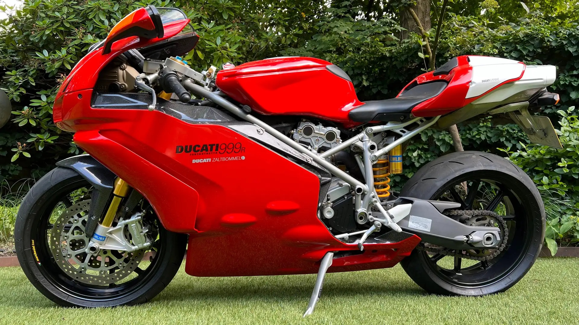 Ducati 999 R - PRESS RELEASE, full carbon, first 999R ever Piros - 1