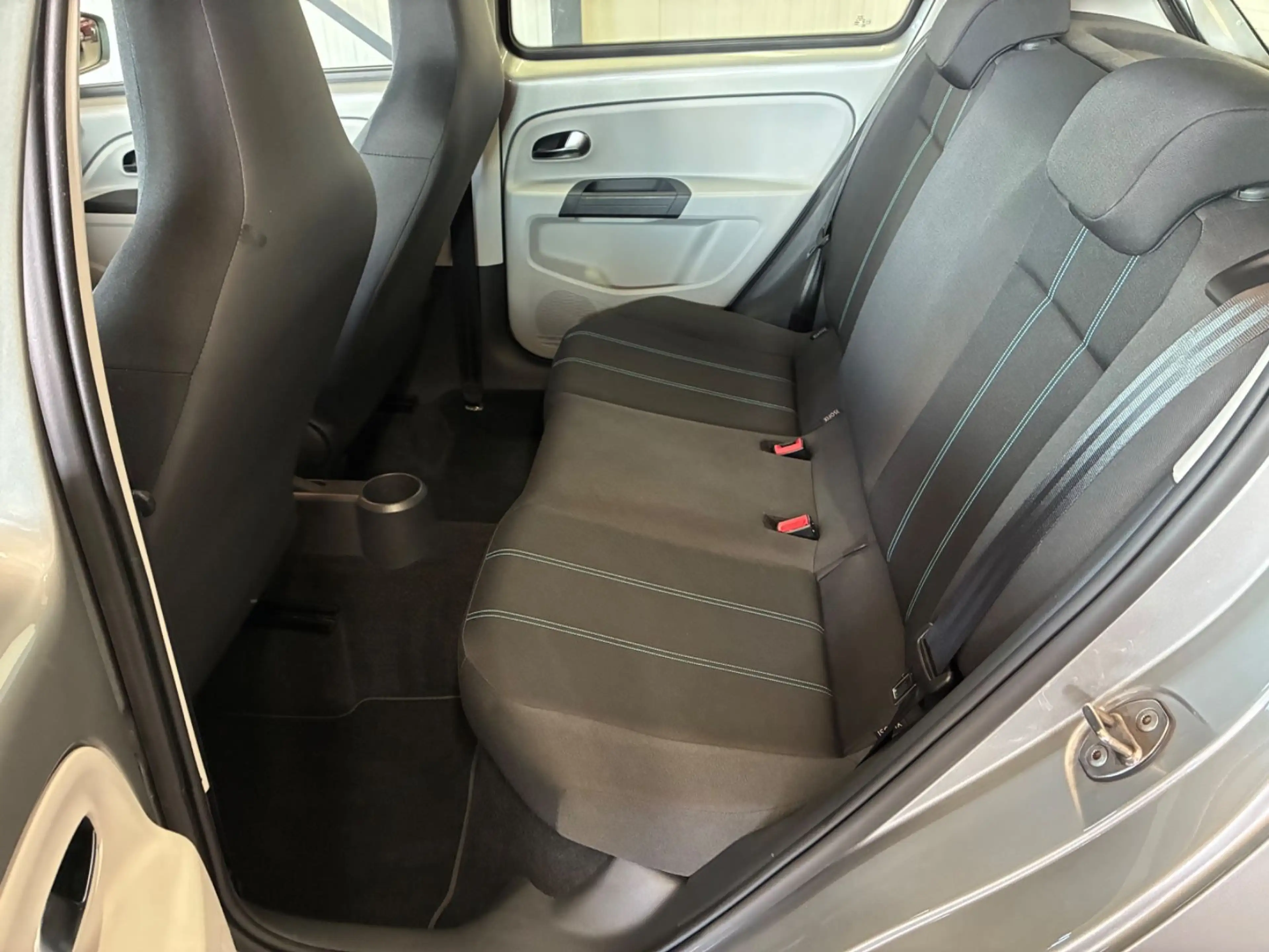 SEAT Mii 1.0 Style ASG *INSP.NEU/GARANTIE/ALLWETTER* — photo 11