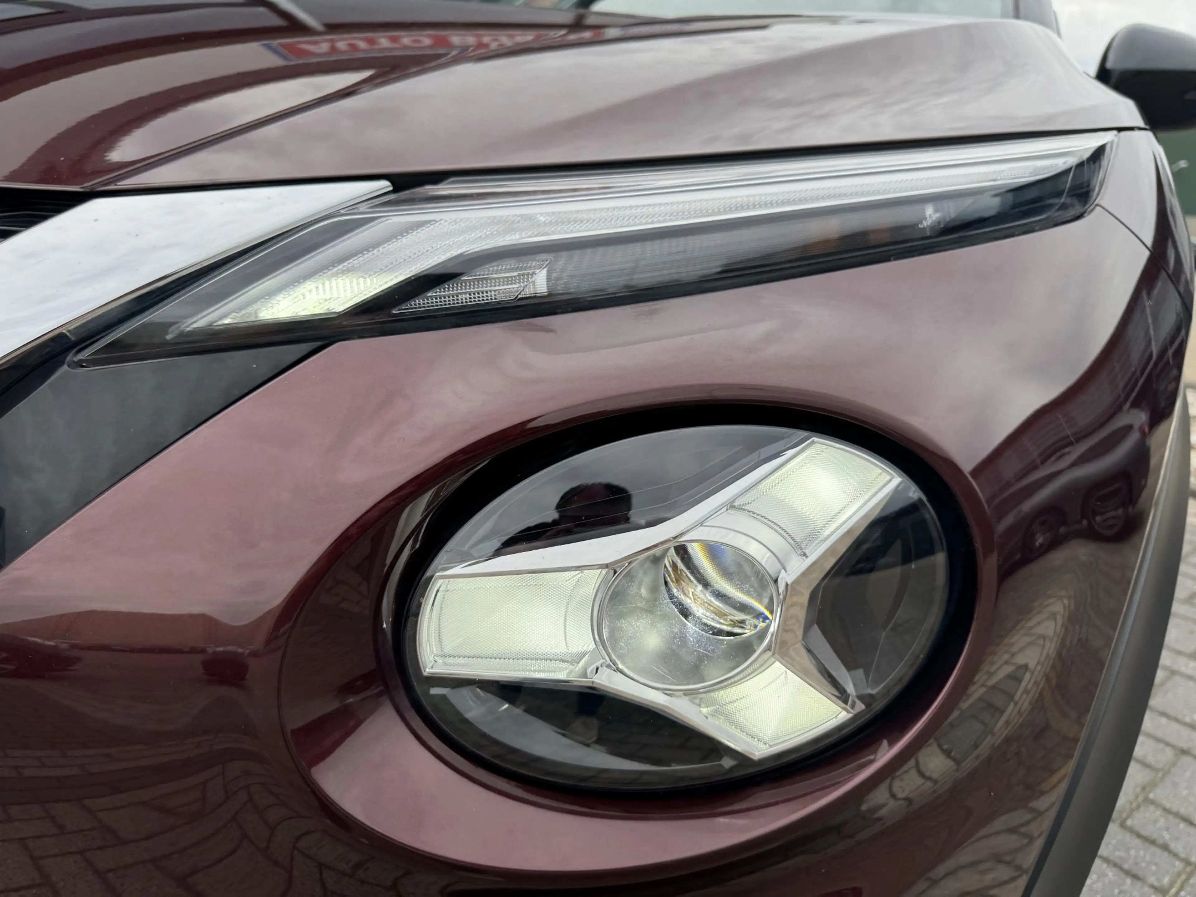 Nissan Juke 1.0 DIG-T 117PK TEKNA 2-TONE APPCARPLAY/P-CAM360 / — photo 36