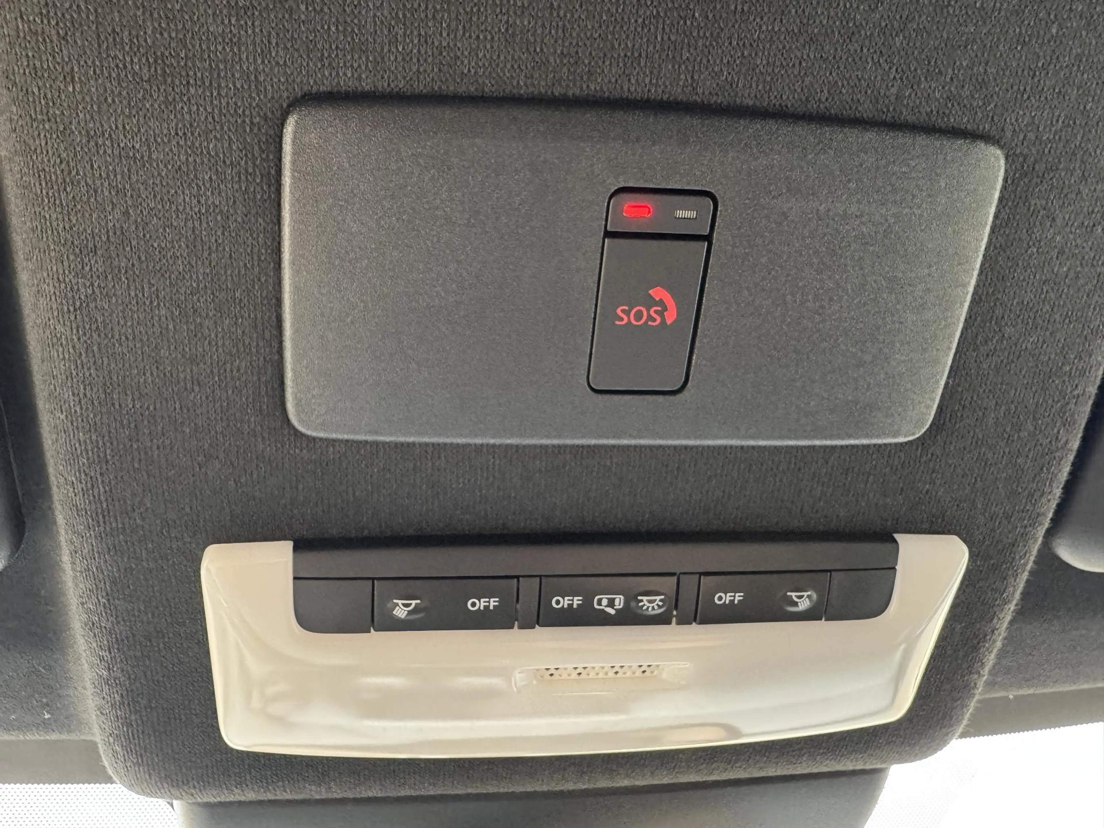 Nissan Juke 1.0 DIG-T 117PK TEKNA 2-TONE APPCARPLAY/P-CAM360 / — photo 33