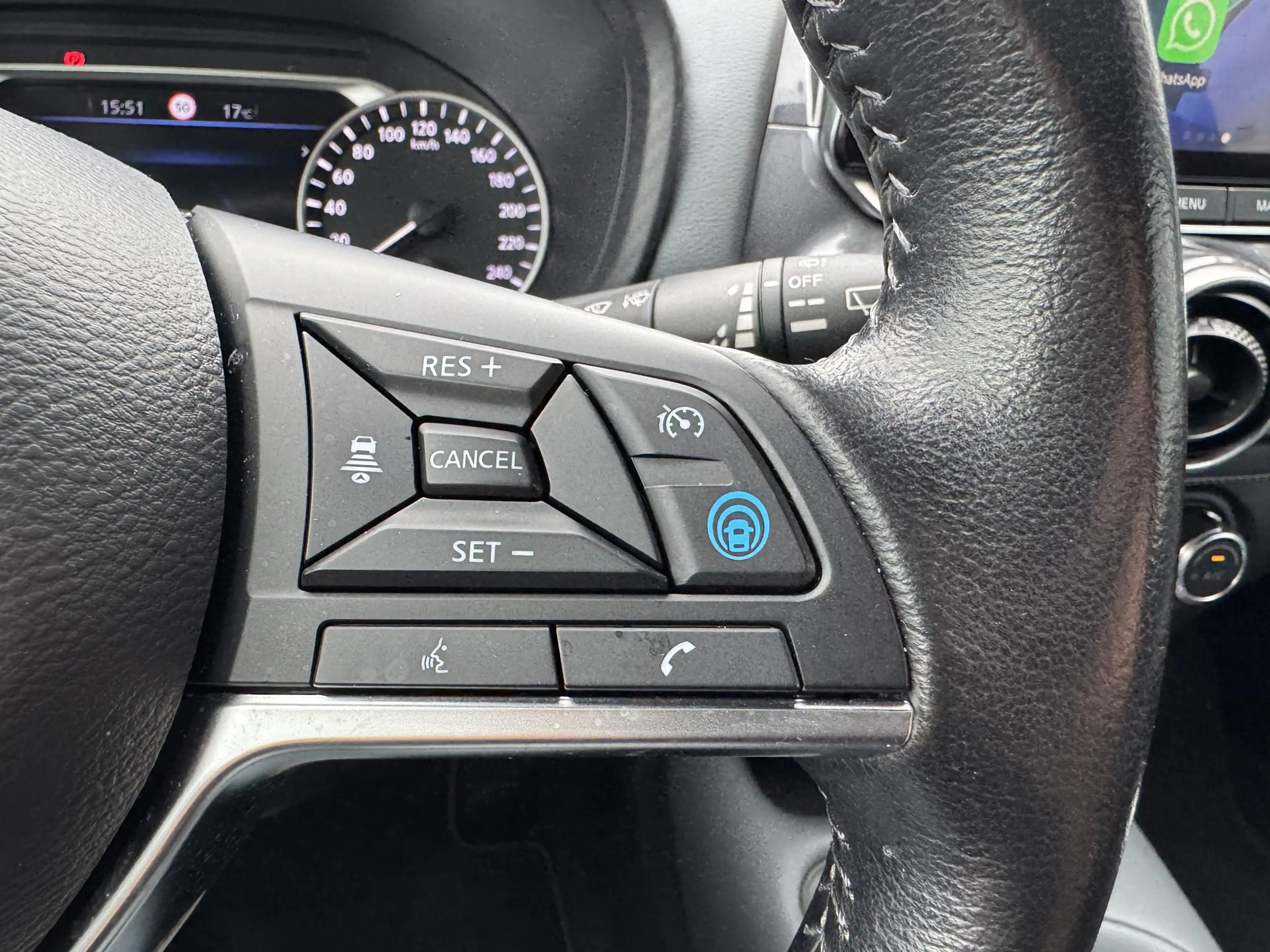 Nissan Juke 1.0 DIG-T 117PK TEKNA 2-TONE APPCARPLAY/P-CAM360 / — photo 12