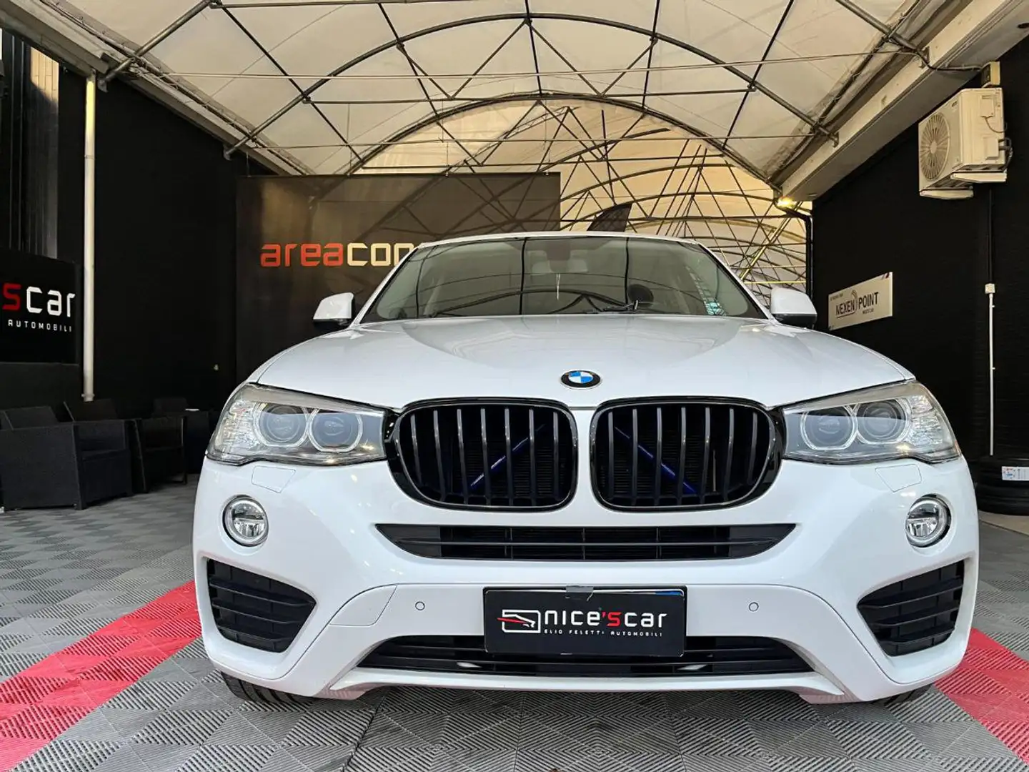 BMW X4 xDrive20d * 4 * XENON *CERCHI 20"* Blanco - 2