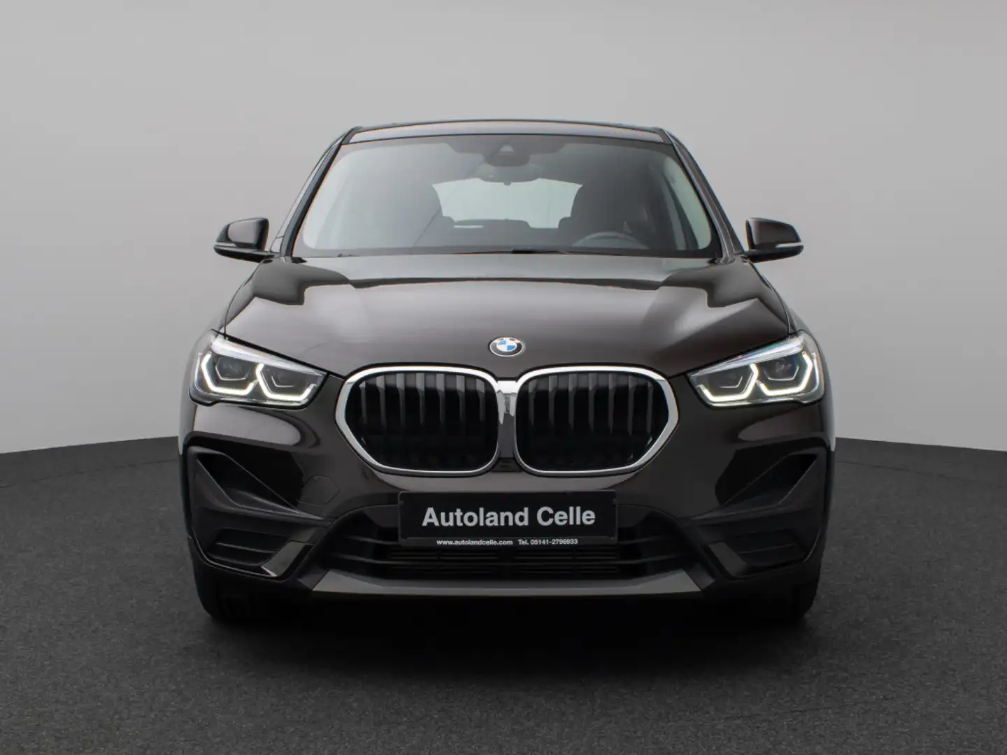 BMW X1 sD18i Panorama DAB Navi Geschwindigkeitsreg Maro - 2
