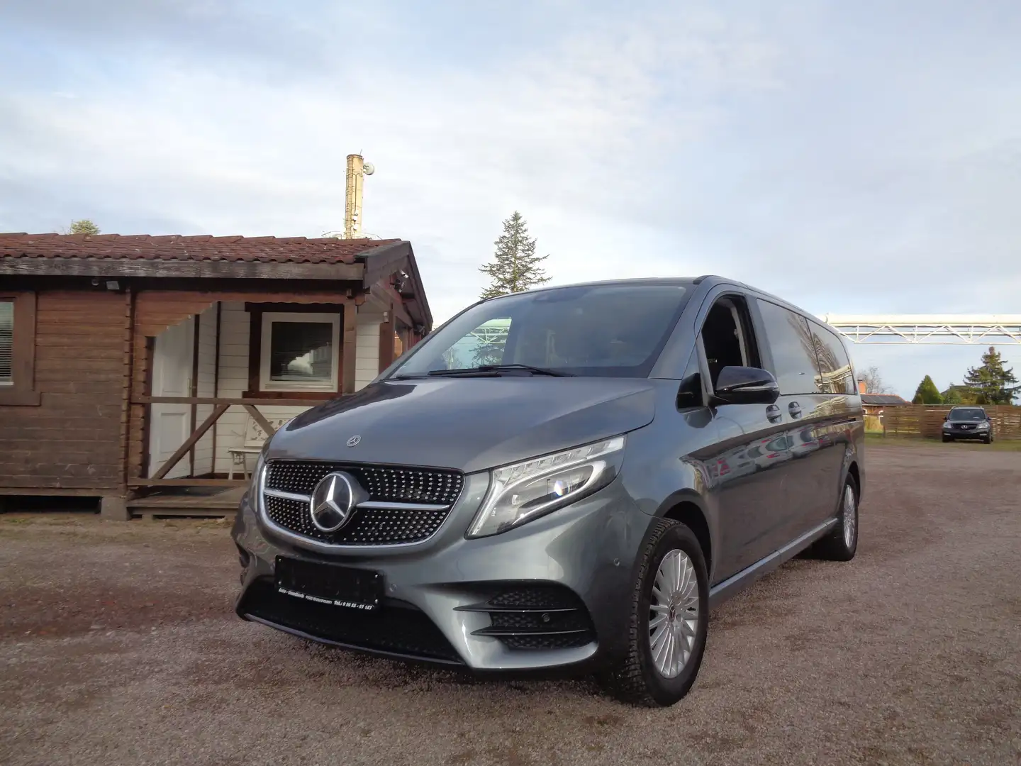 Mercedes-Benz V 300 V 300 d EDITION 2020 4MATIC extralang (447.815) Gris - 1
