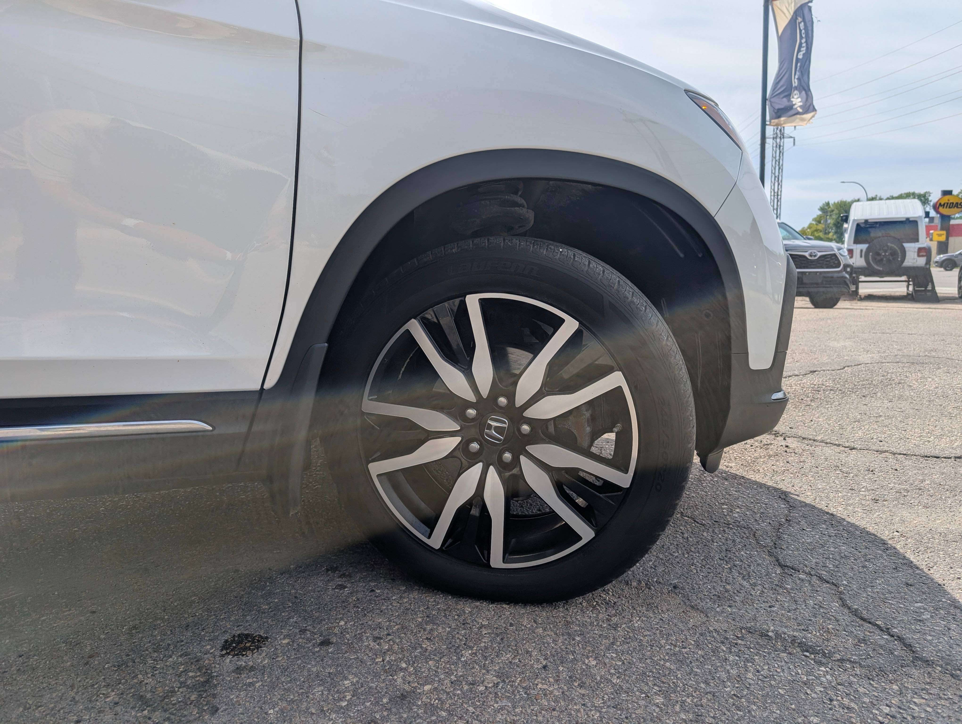 2021 Honda Pilot Touring 7-Passenger w/DVD, FULLY LOADED! — снимка 1