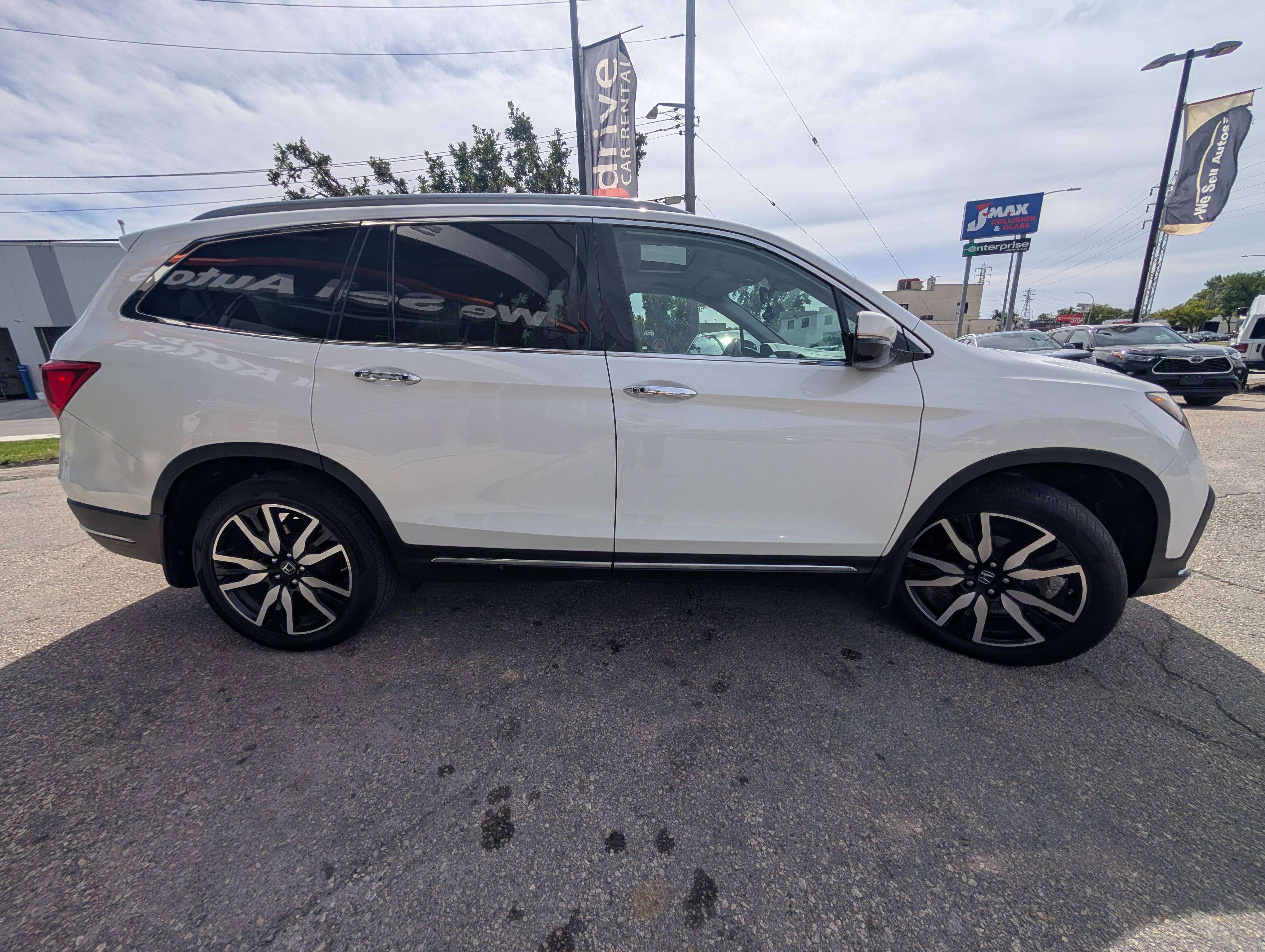 2021 Honda Pilot Touring 7-Passenger w/DVD, FULLY LOADED! — снимка 1