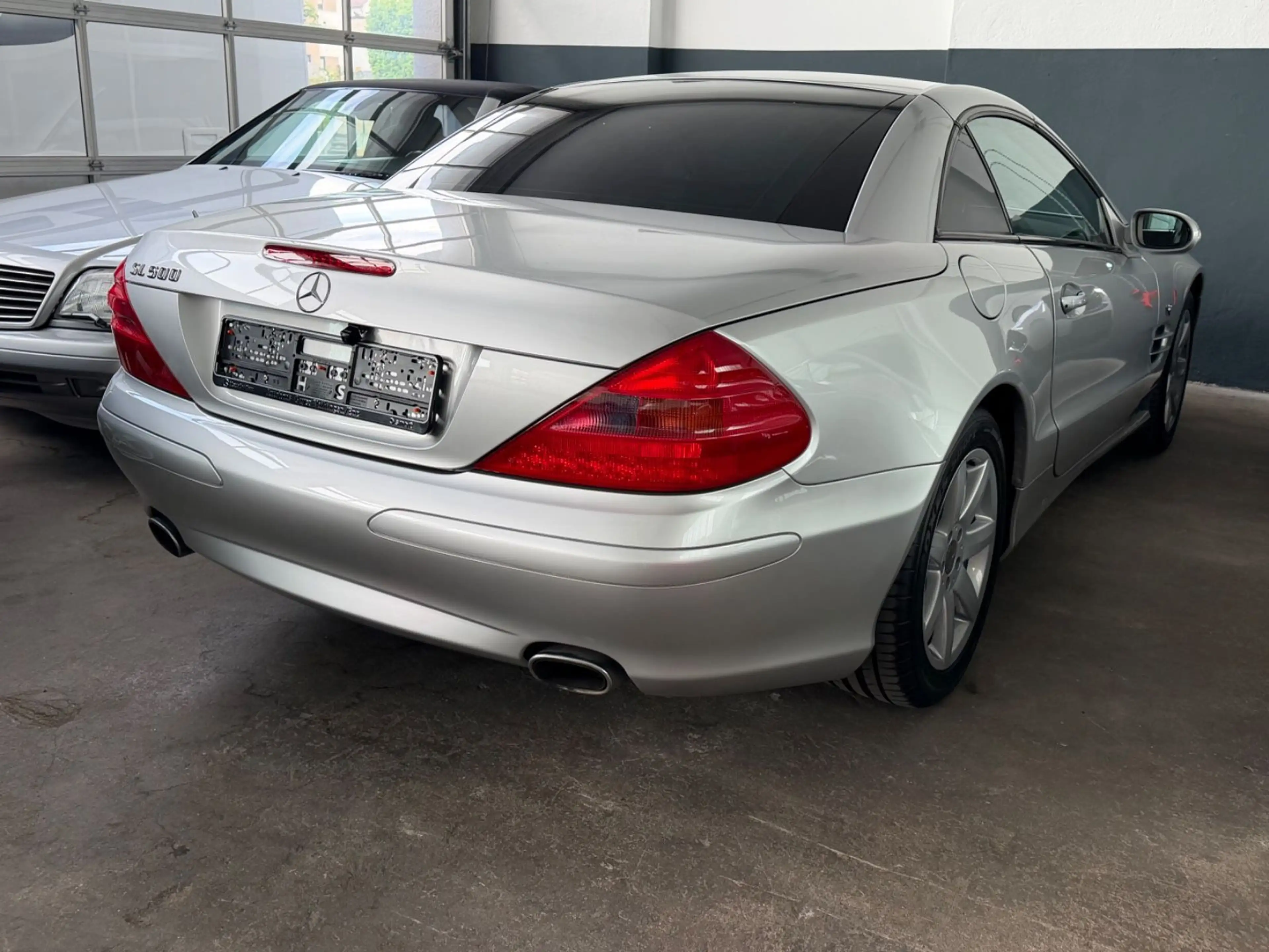 Mercedes-Benz SL 500 Klasse Zustand nur 24.TKM! — photo 31
