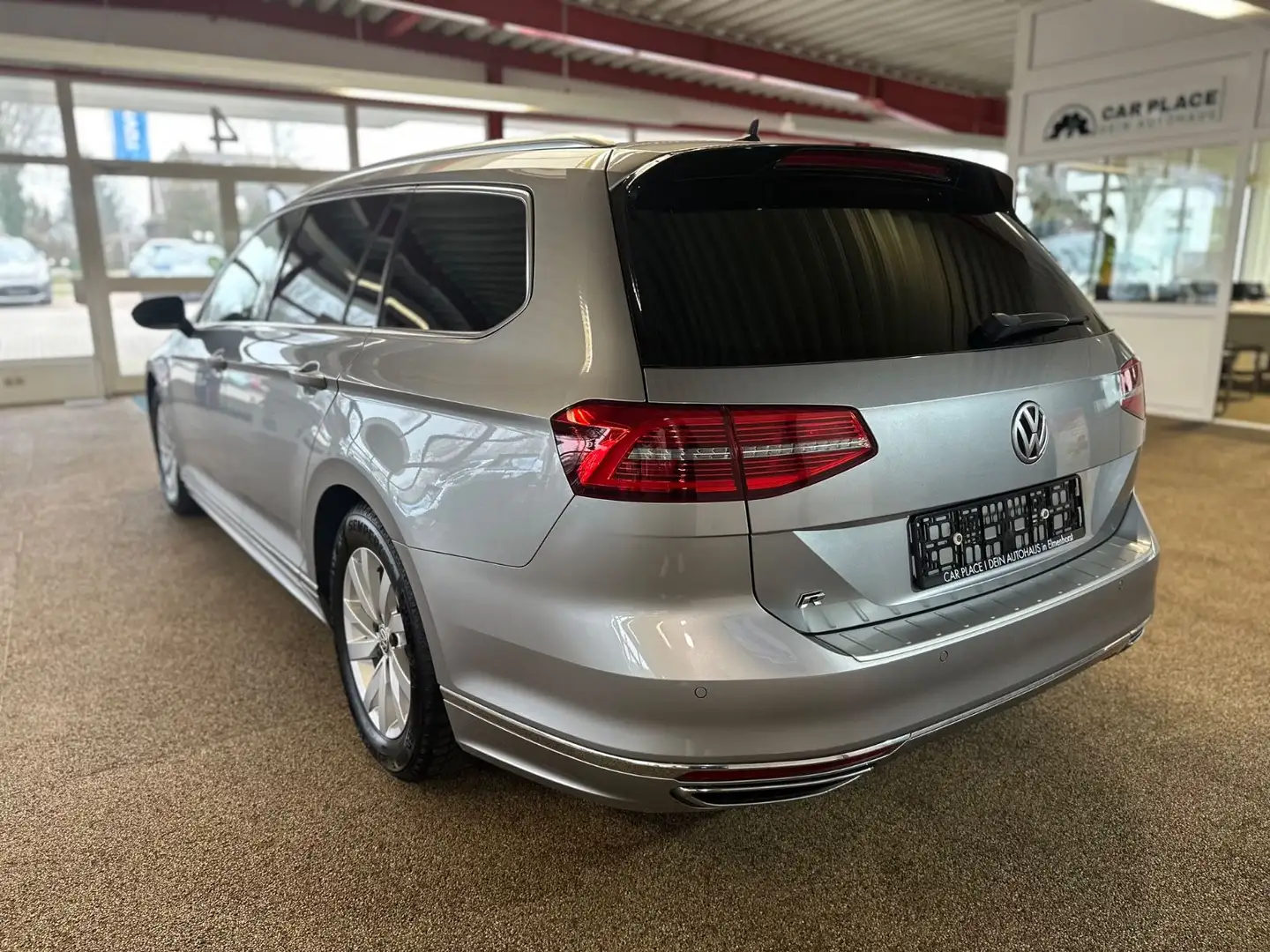 Volkswagen Passat /SpurHalAss/TodWinAss/Led/MassageSitz/Pano Silber - 2