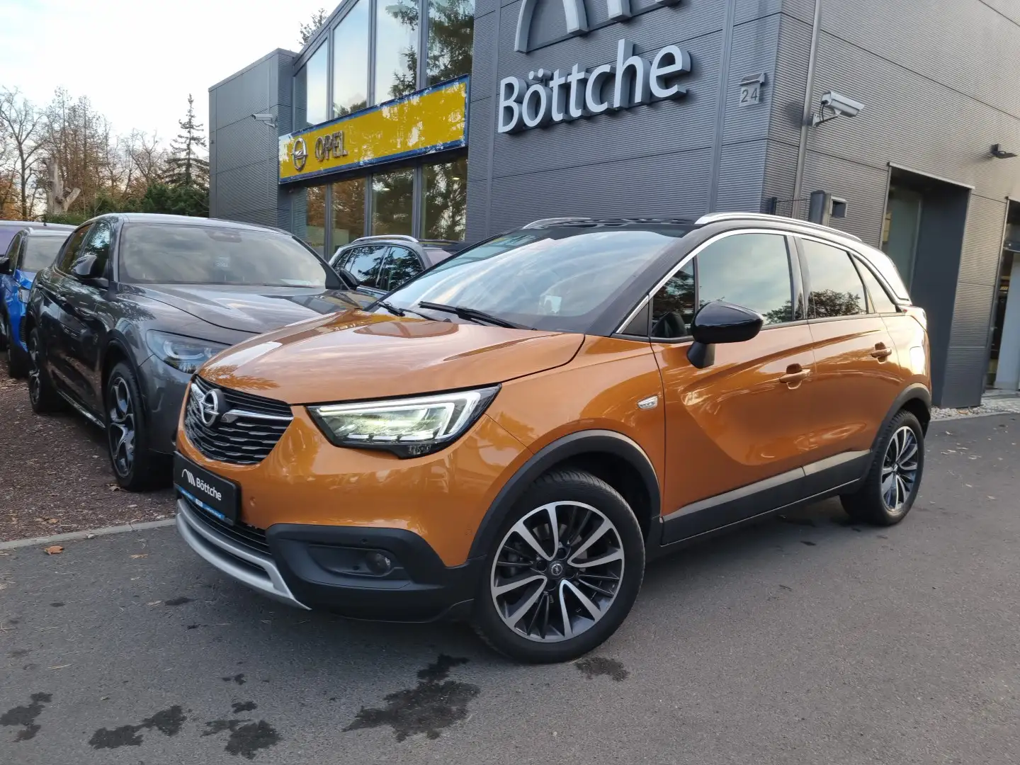 Opel Crossland 1.2 Ultimate LED/Navi/SHZ/HUD/180°Kamera Orange - 2