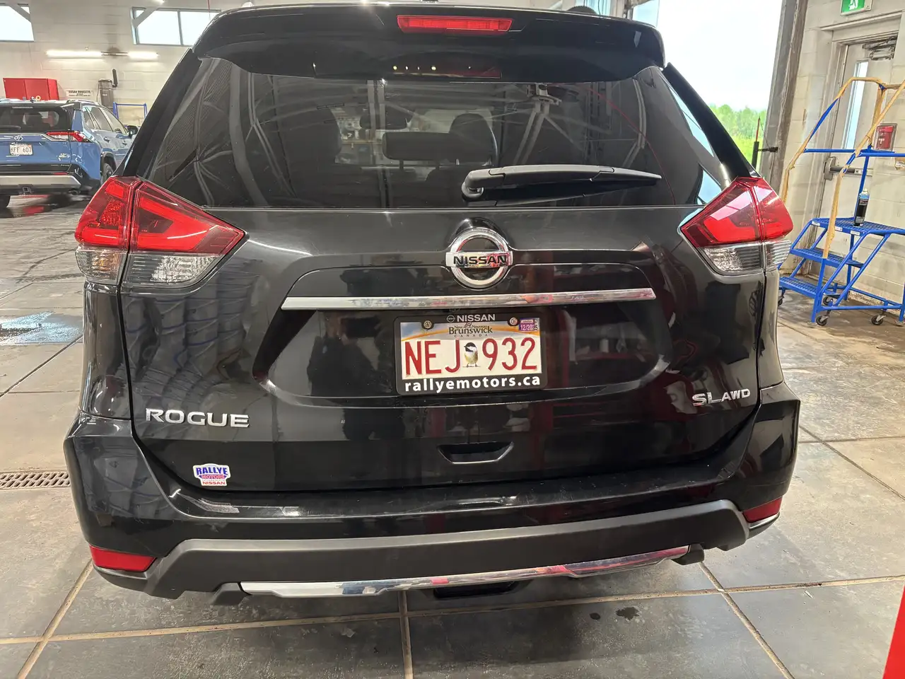 Nissan Rogue снимка Nissan Rogue