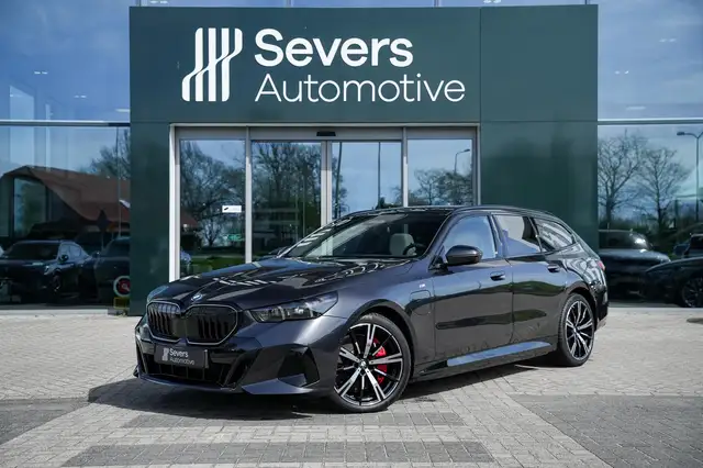 BMW 550 5 Serie Touring 550e xDrive | M Sportpakket Pro |