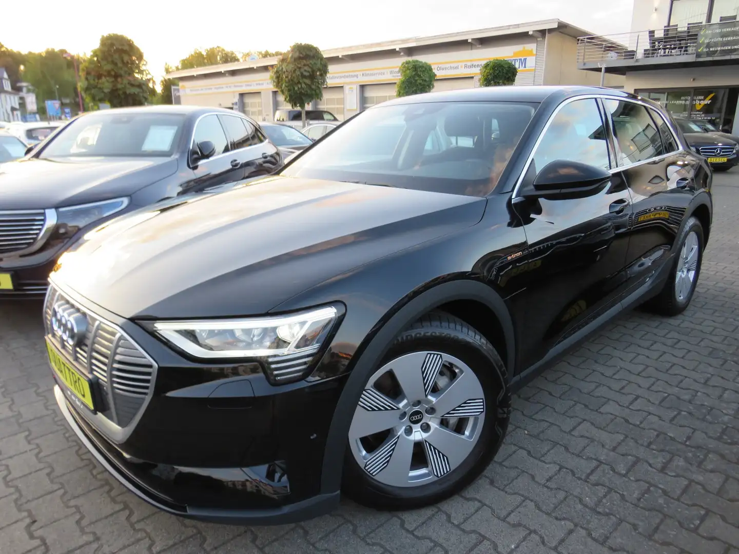Audi e-tron 50 quattro *1.HAND *VOLL LED *GARANTIE *SCHECKHEFT Schwarz - 1