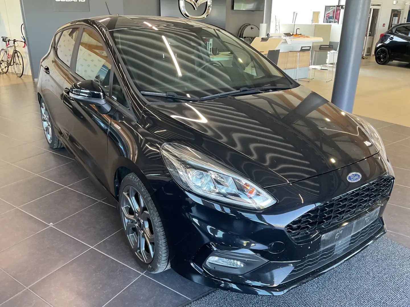 Ford Fiesta 1.0 EcoBoost ST-Line Zwart - 2