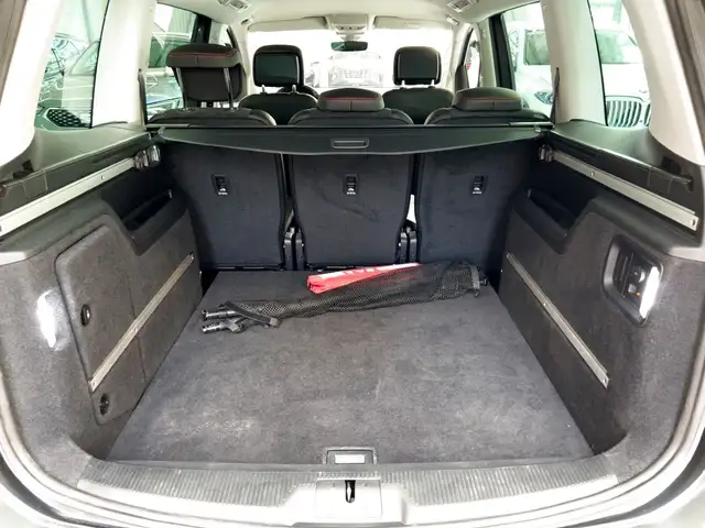 SEAT Alhambra view 6