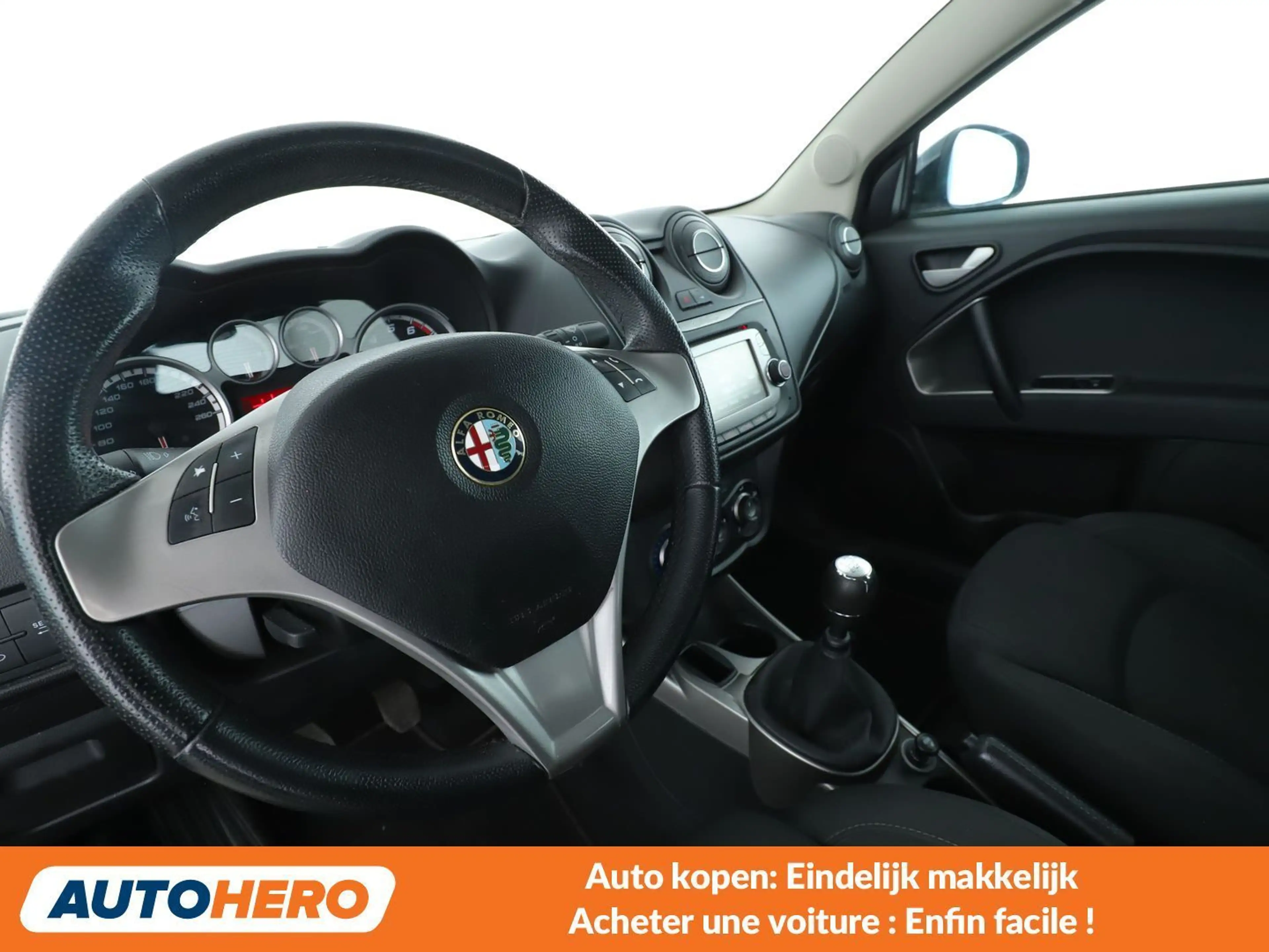 Alfa Romeo MiTo 1.4 Impression — photo 13