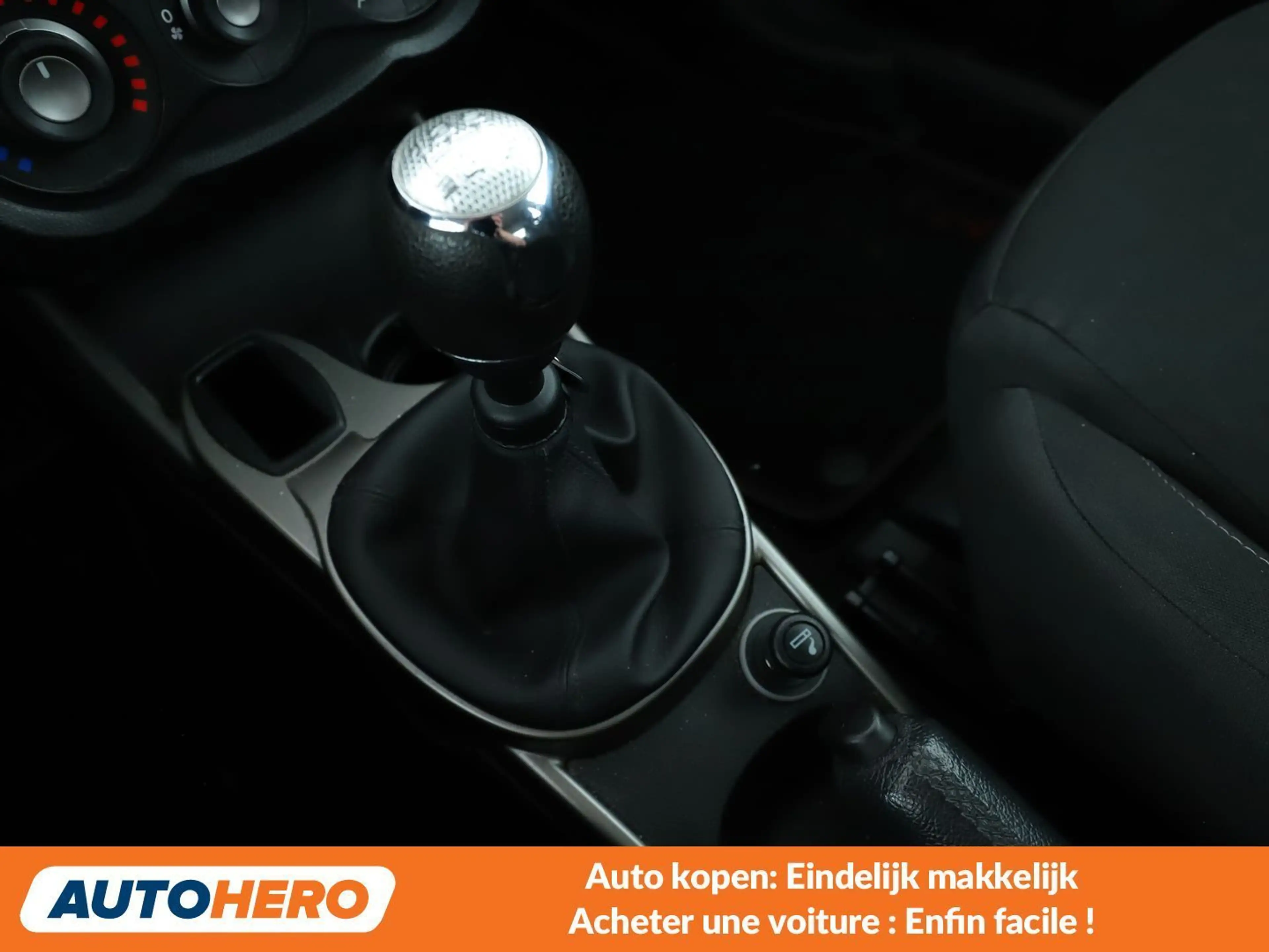 Alfa Romeo MiTo 1.4 Impression — photo 9