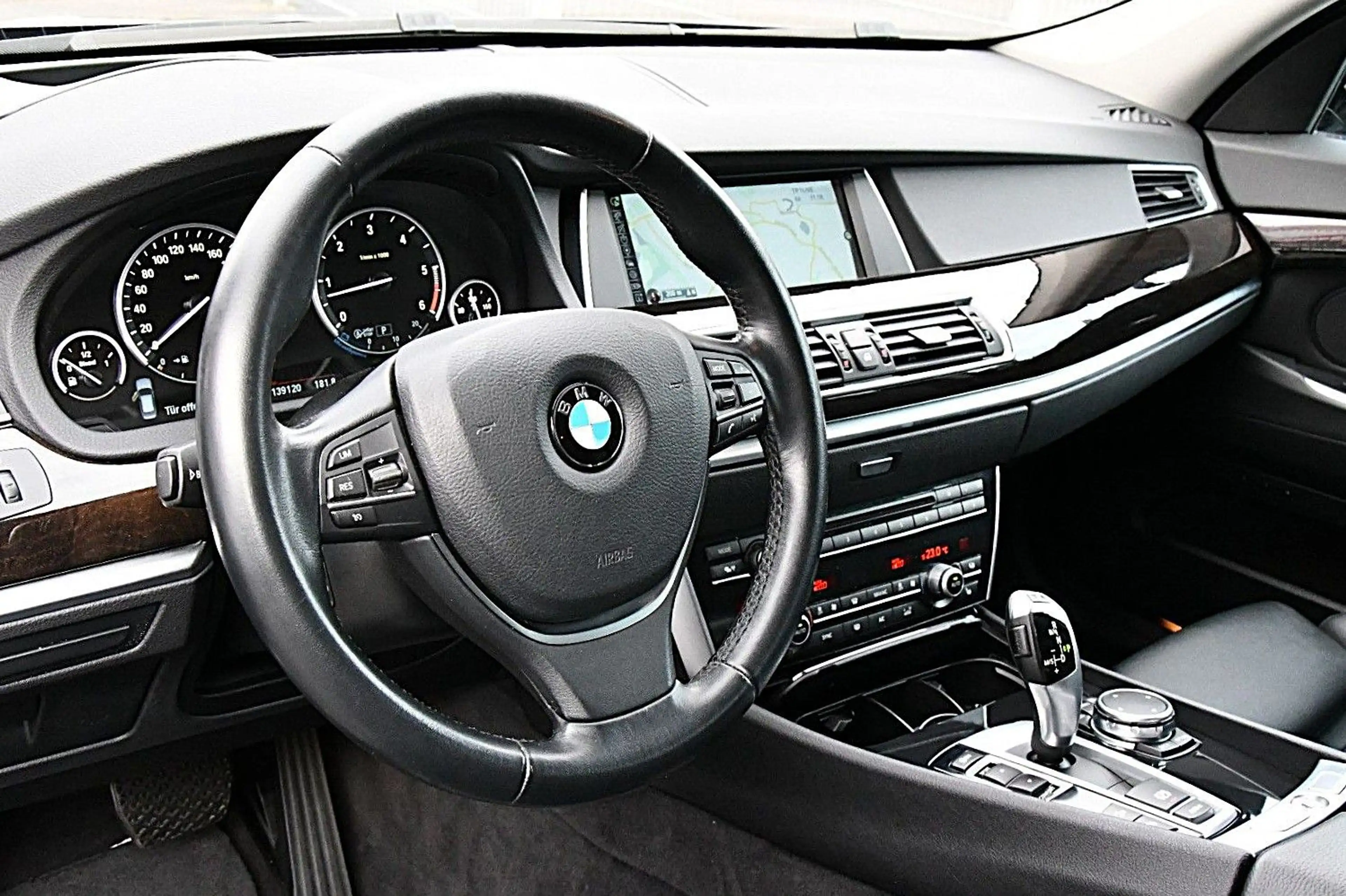 BMW 535 *Head-Up*Standheizung* — photo 7