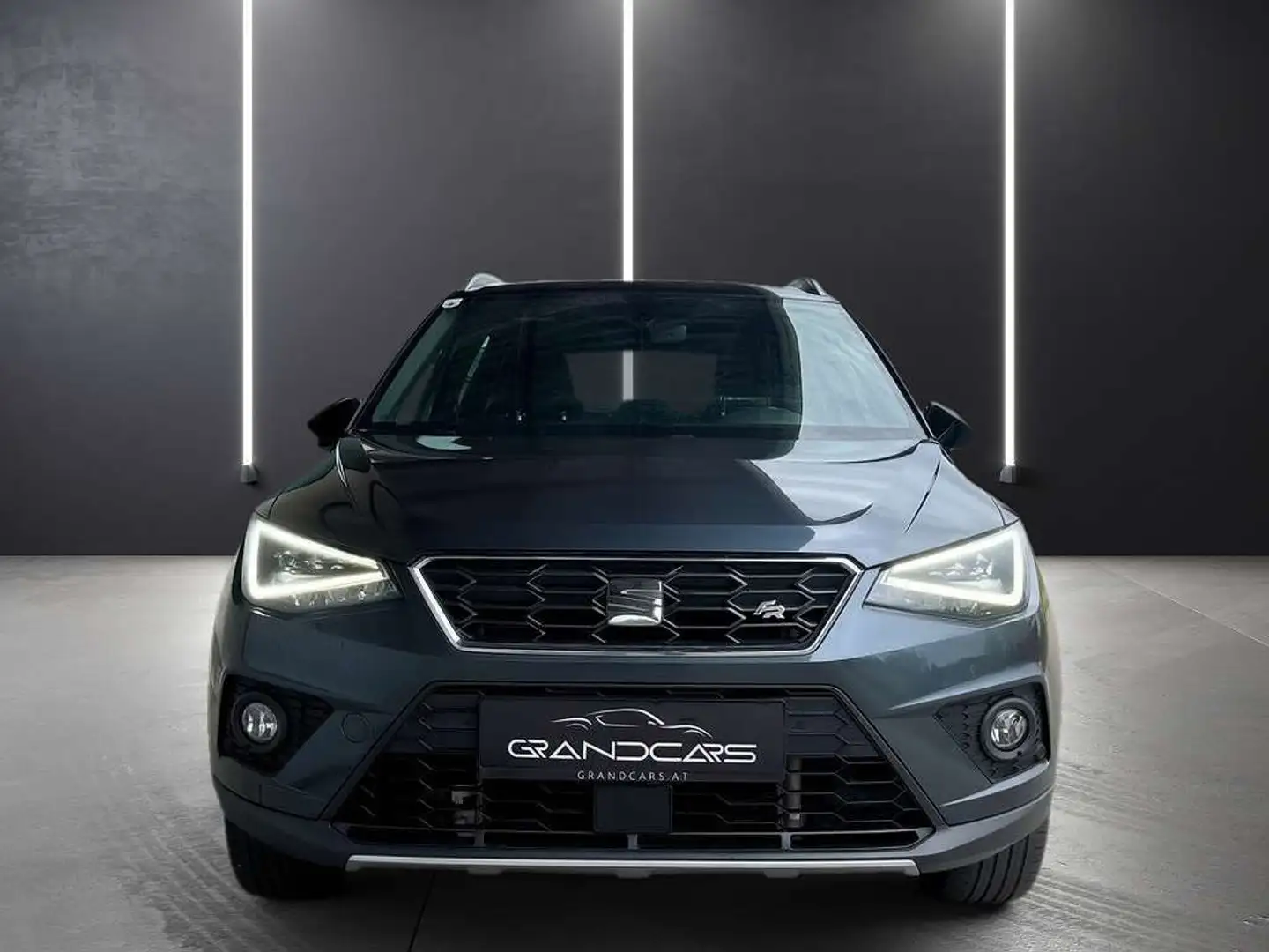 SEAT Arona 1,0 Eco TSI FR **TOP ANGEBOT** Grau - 2