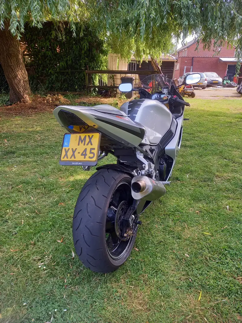 Suzuki GSX-R 1000 k3 srebrna - 1