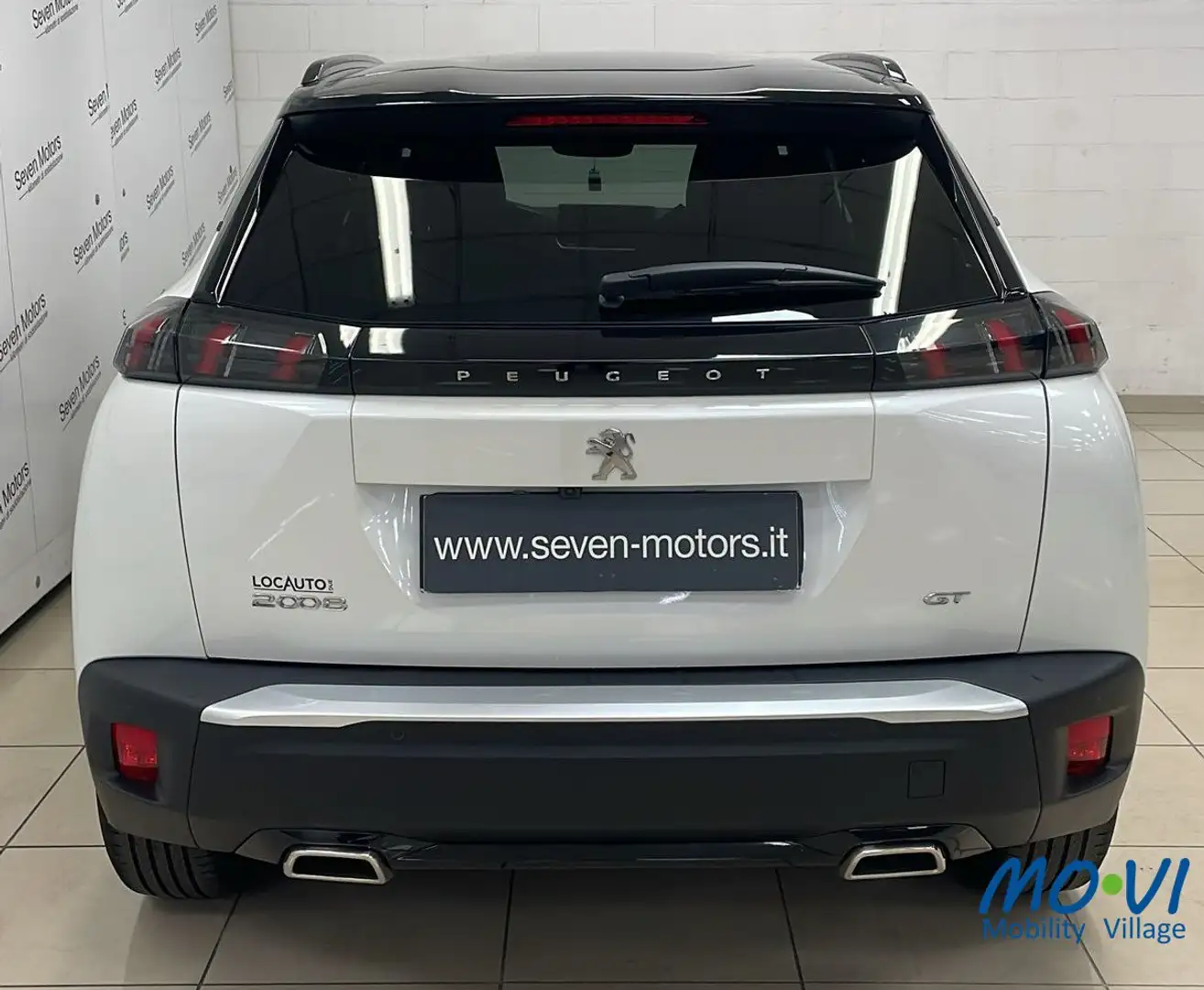 Peugeot 2008 2008 PureTech 130 S&S EAT8 GT Weiß - 2