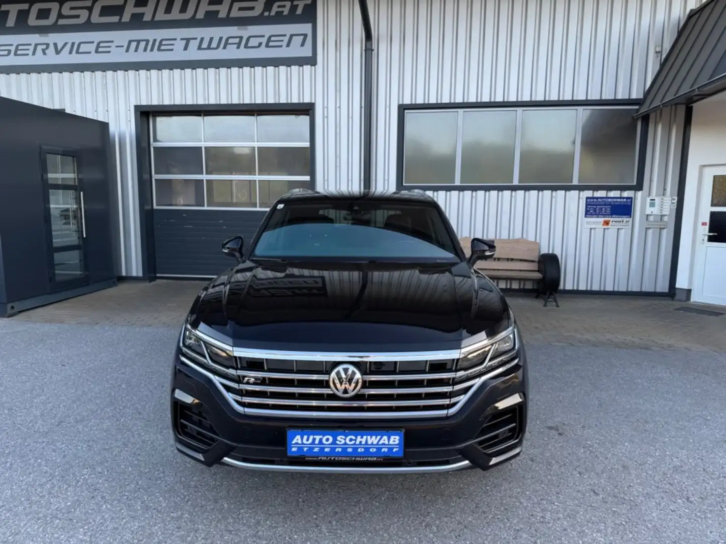 Volkswagen Touareg R-Line TDI 4-Motion Schwarz - 2