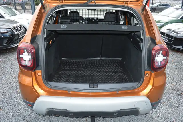 Dacia Duster view 11