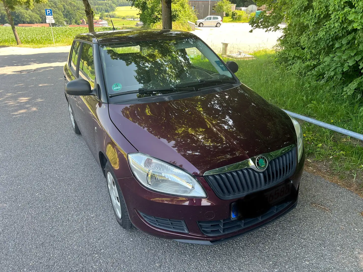 Skoda Fabia 1.2 HTP Cool Colour Rouge - 2
