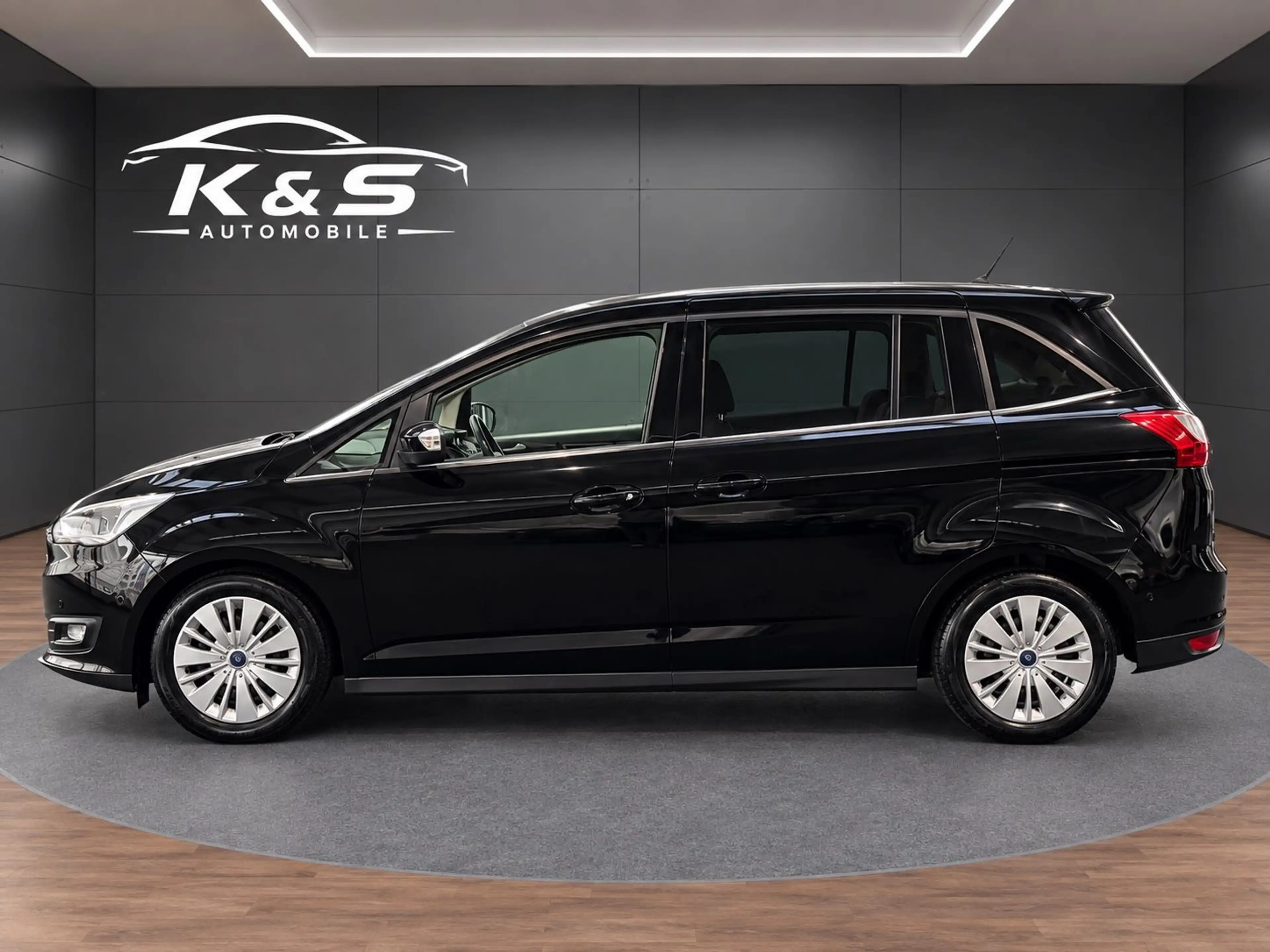 Ford Grand C-Max AUTOMATIK*7-SITZER*KAM*NAVI*WINTERP* — photo 4