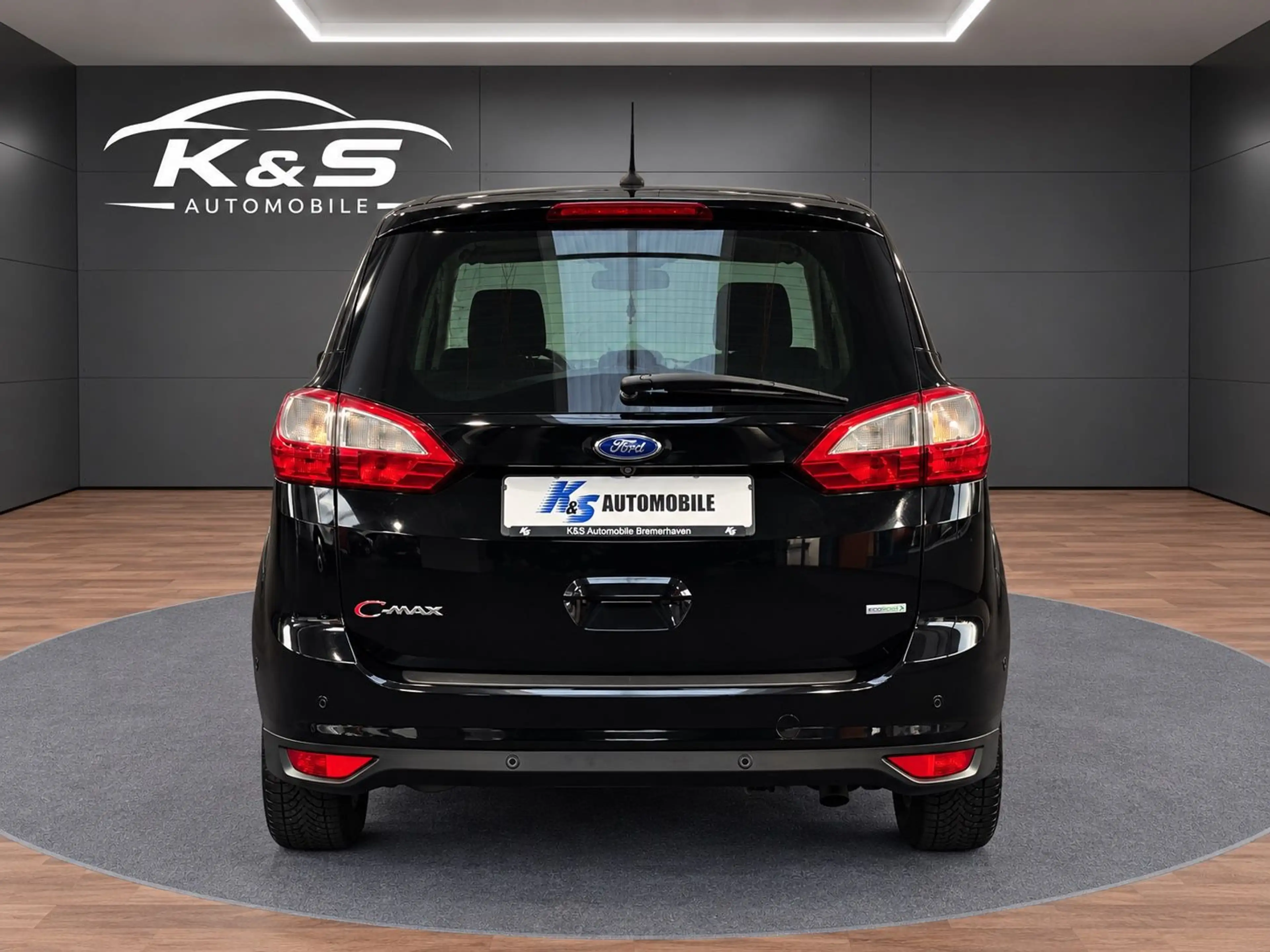 Ford Grand C-Max AUTOMATIK*7-SITZER*KAM*NAVI*WINTERP* — photo 6