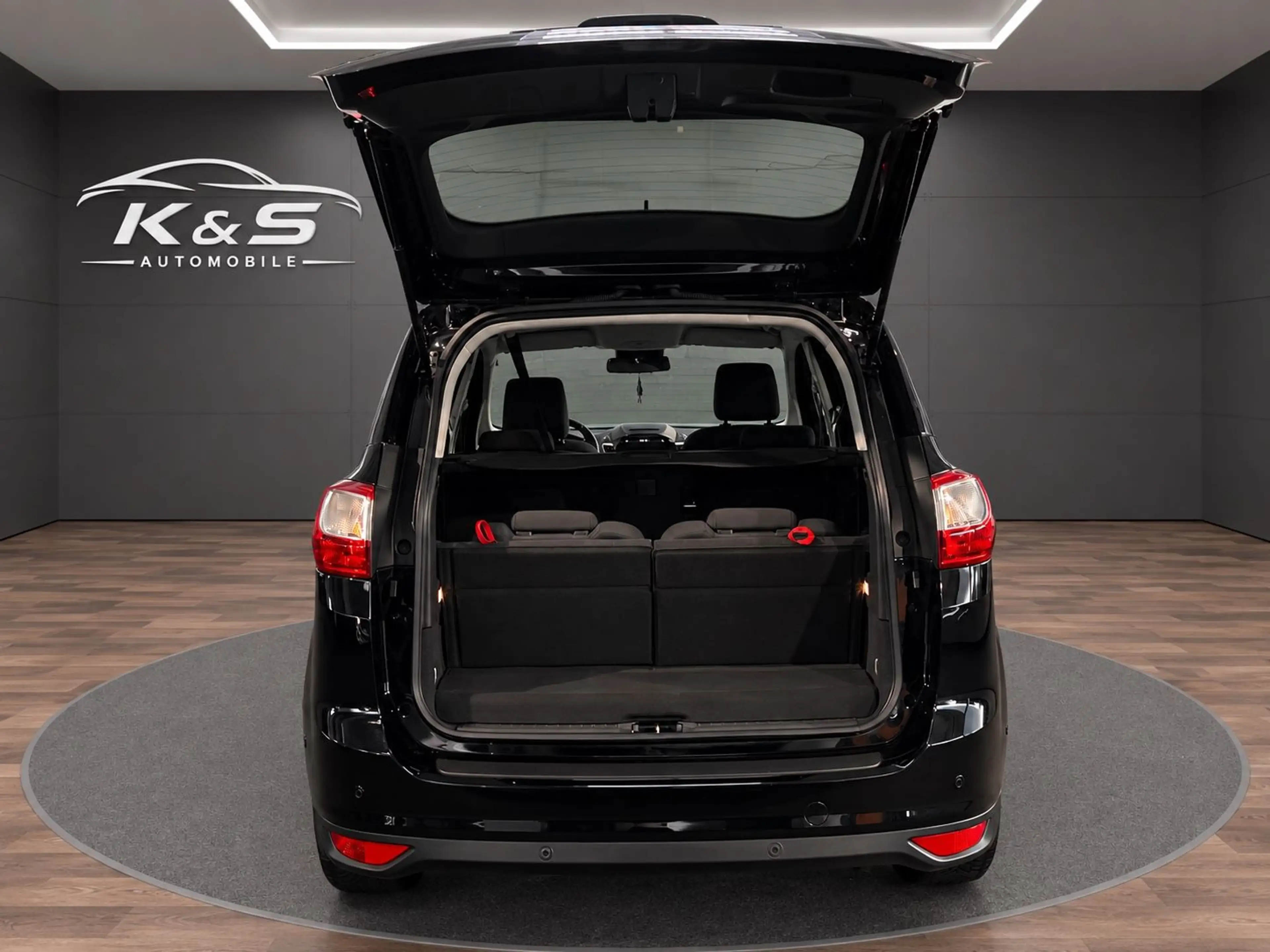 Ford Grand C-Max AUTOMATIK*7-SITZER*KAM*NAVI*WINTERP* — photo 7
