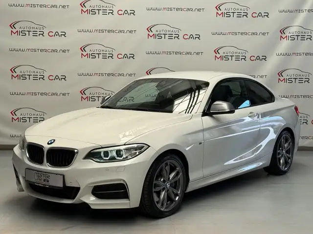 BMW 240 Coupe SAG Navi/Xenon/Key/H&K/PDC/SHZ/18ALU