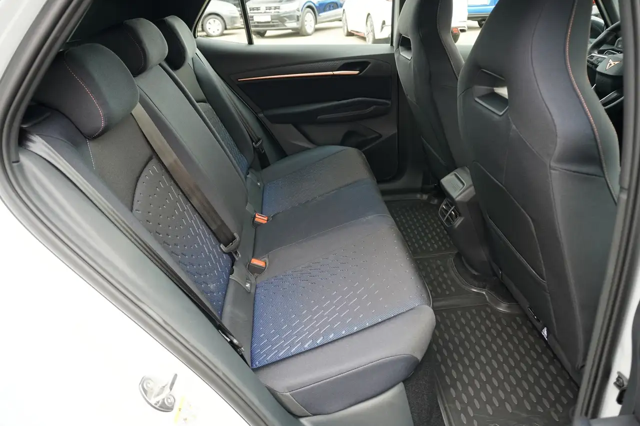 Cupra Born neues Modell Standheizung Kamera Keyless, миниатюра 30