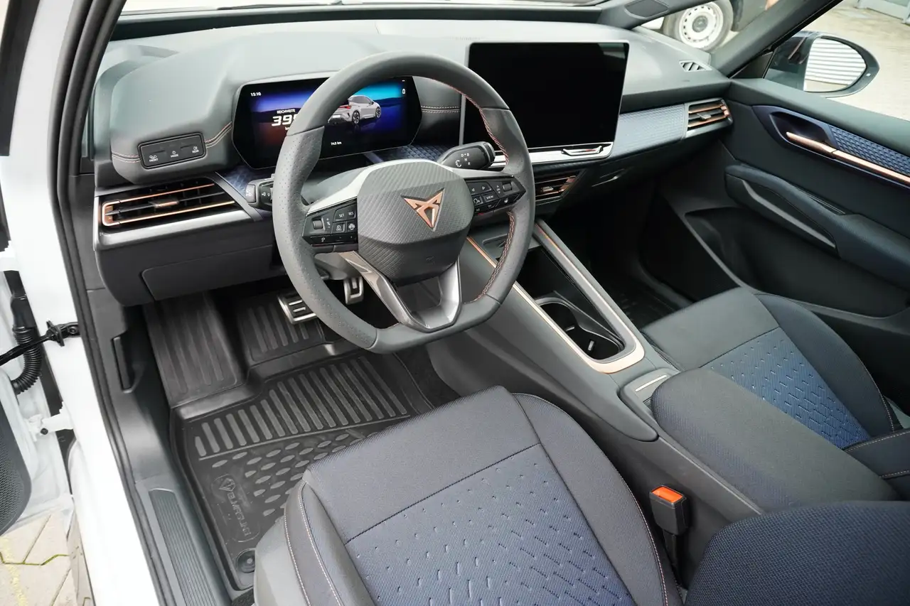 Cupra Born neues Modell Standheizung Kamera Keyless, миниатюра 11