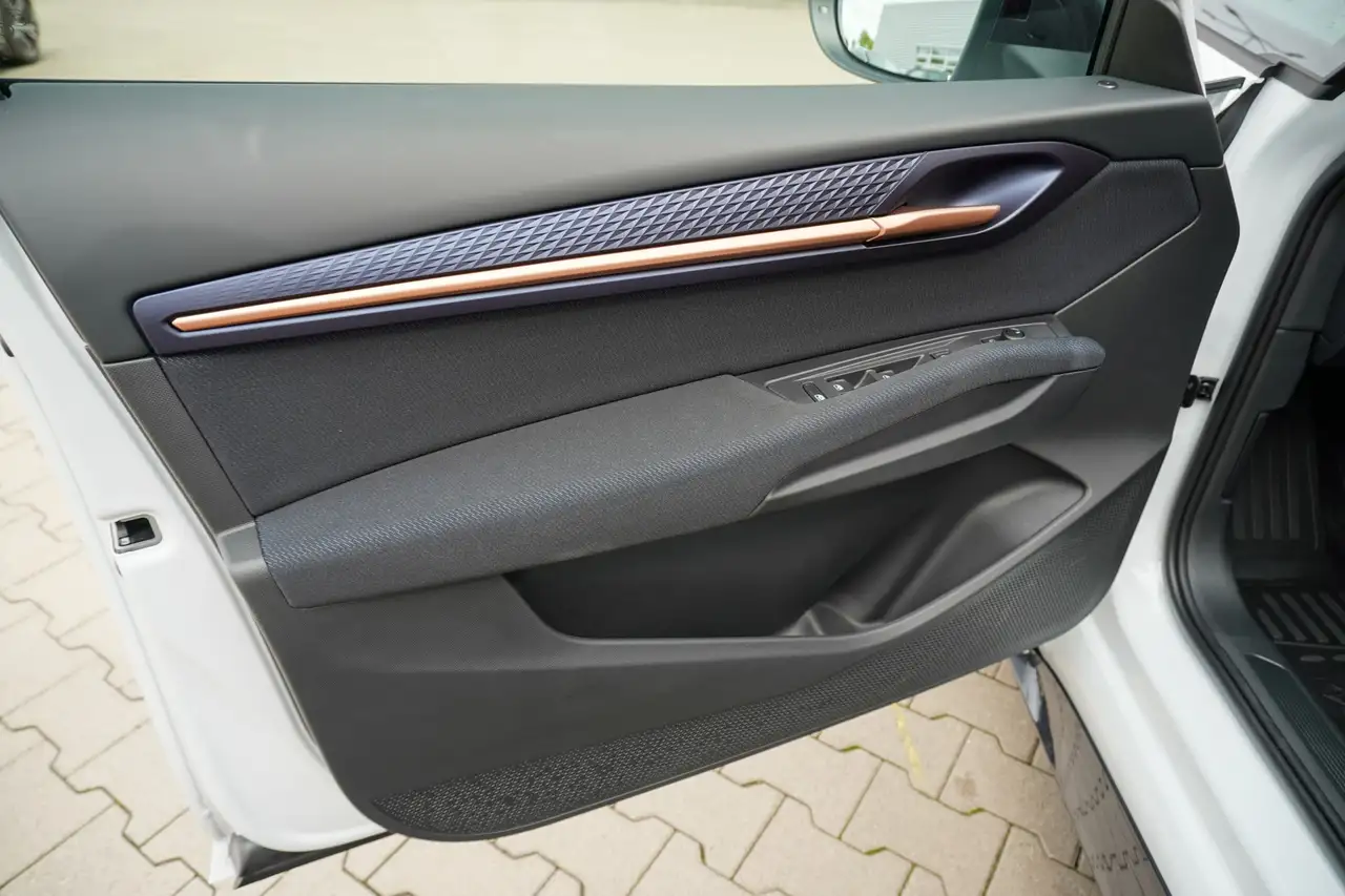 Cupra Born neues Modell Standheizung Kamera Keyless, миниатюра 22