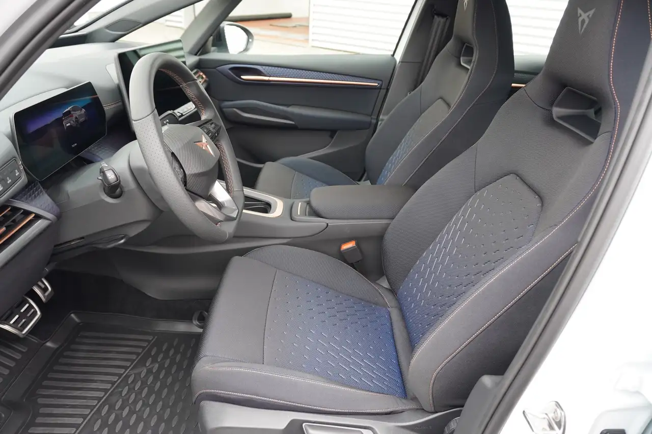 Cupra Born neues Modell Standheizung Kamera Keyless, миниатюра 10