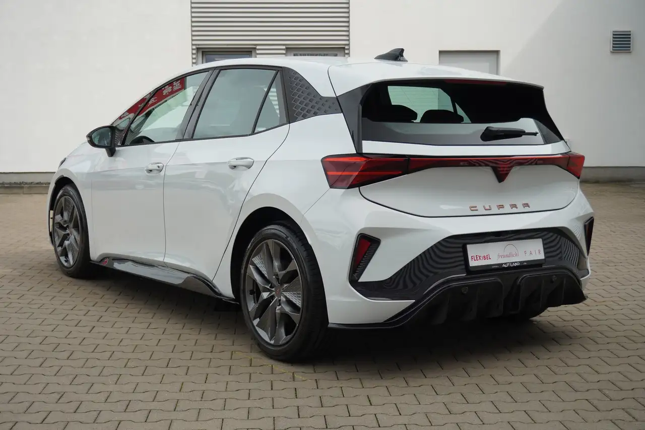 Cupra Born neues Modell Standheizung Kamera Keyless, миниатюра 8