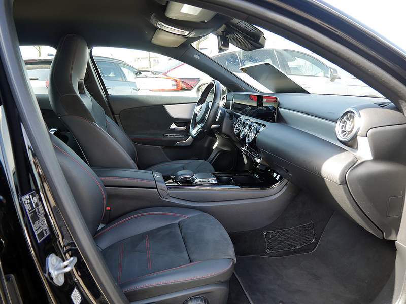 Mercedes-Benz A 250 AMG Line — photo 8