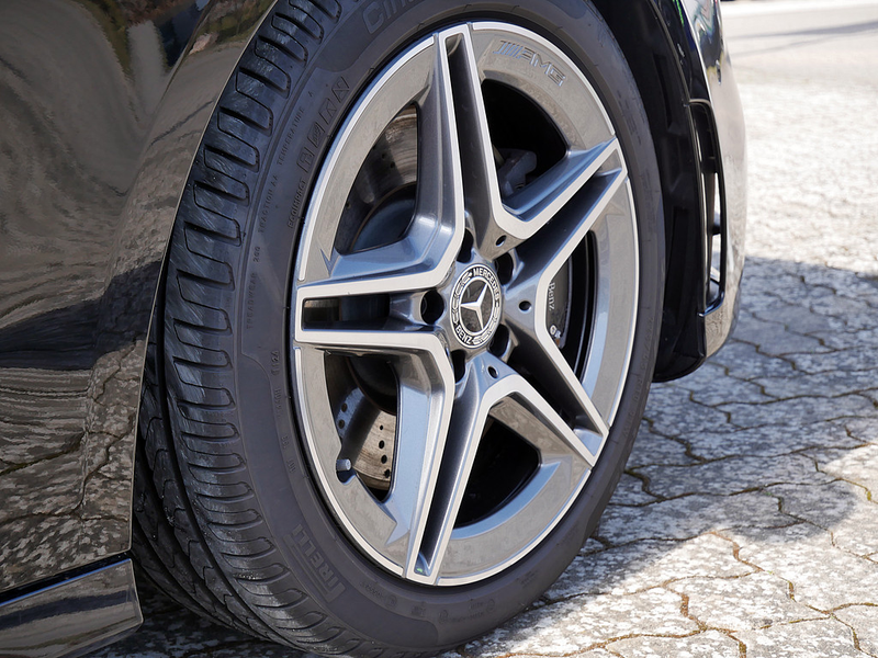 Mercedes-Benz A 250 AMG Line — photo 12