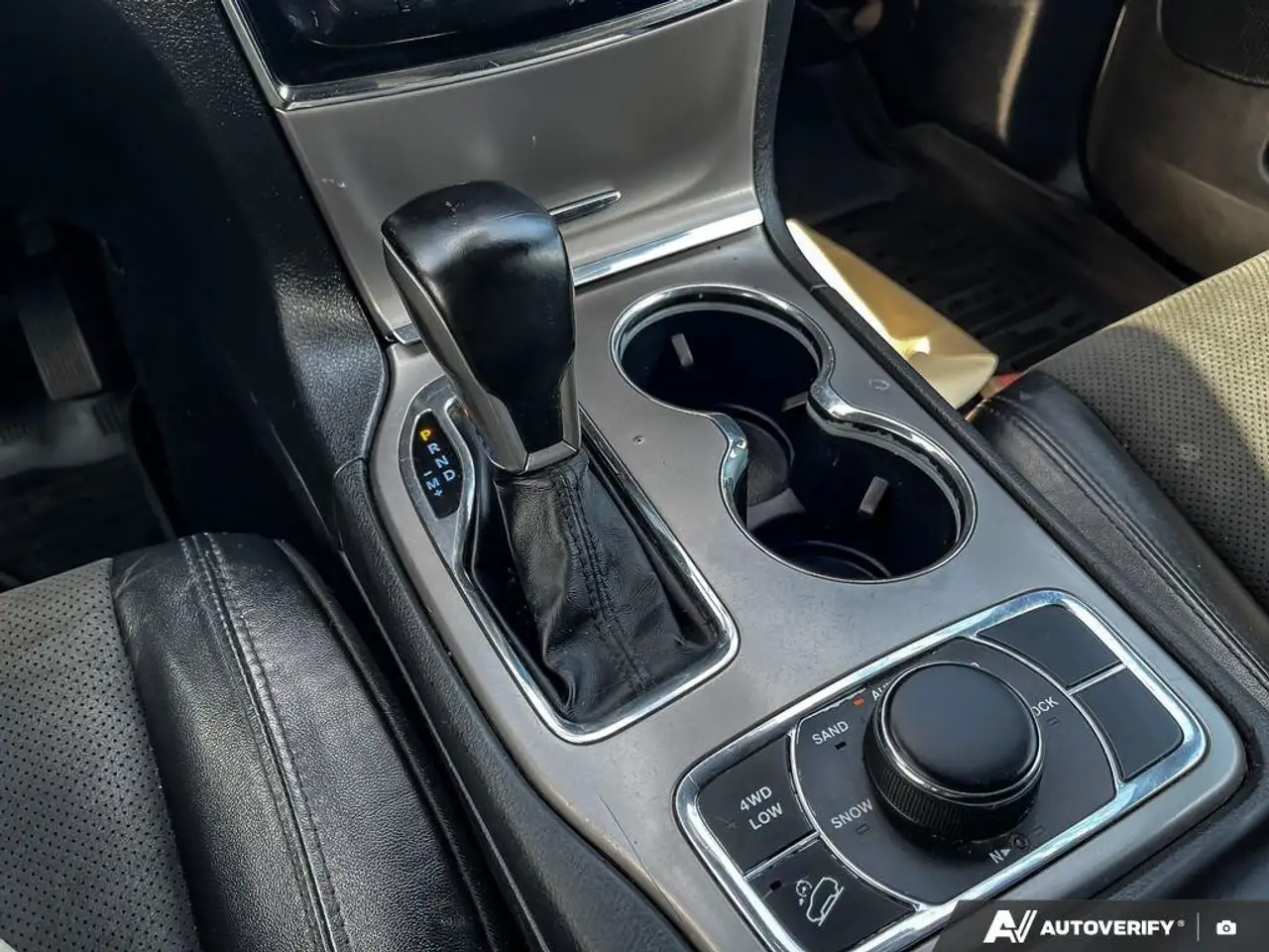 Jeep Grand Cherokee photo Jeep Grand Cherokee