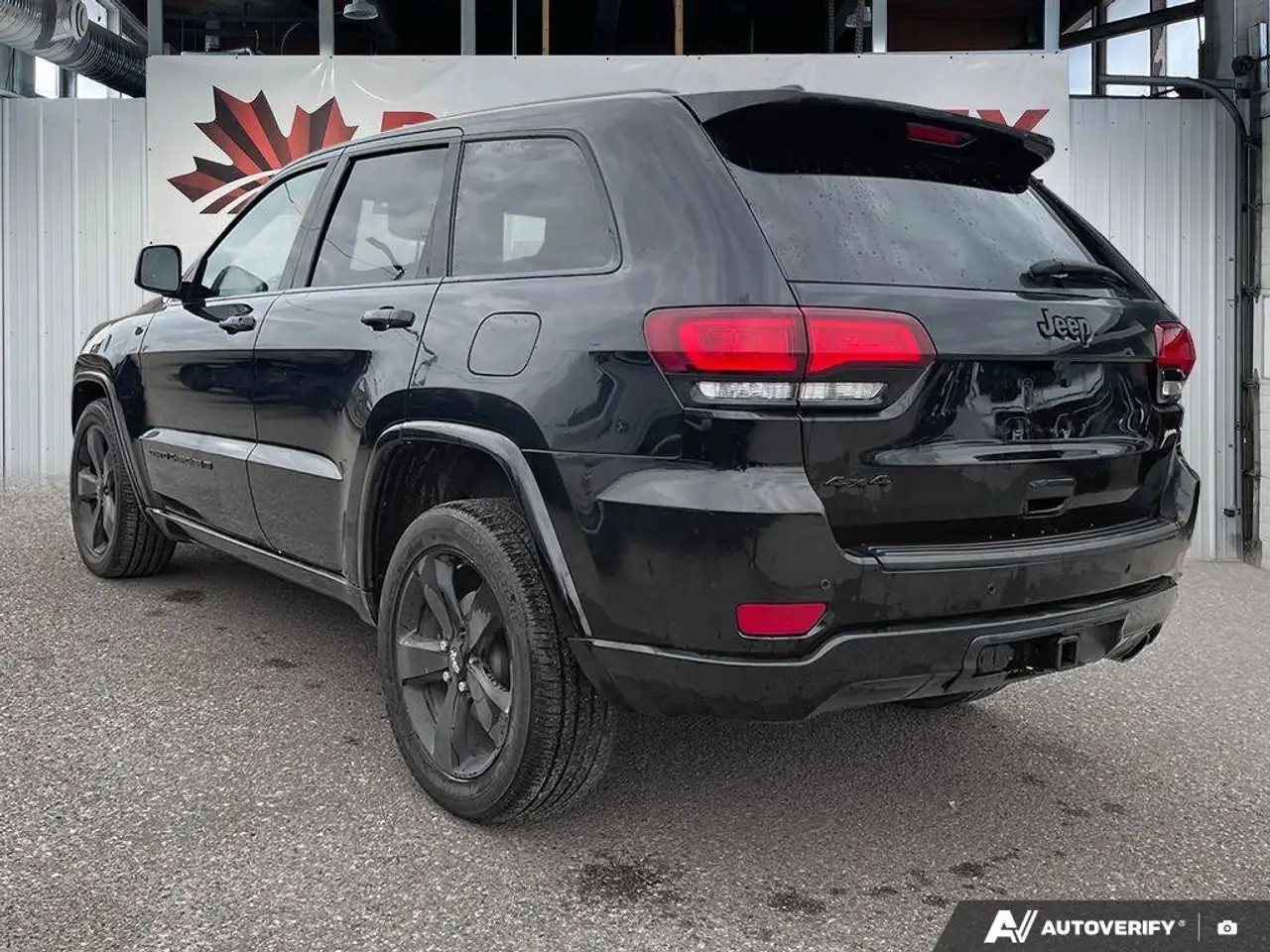 Jeep Grand Cherokee photo Jeep Grand Cherokee