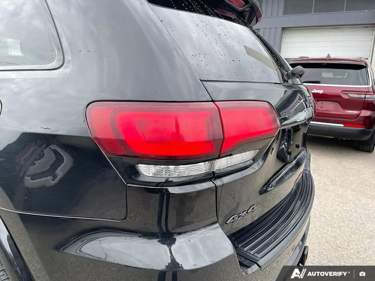 Jeep Grand Cherokee photo Jeep Grand Cherokee