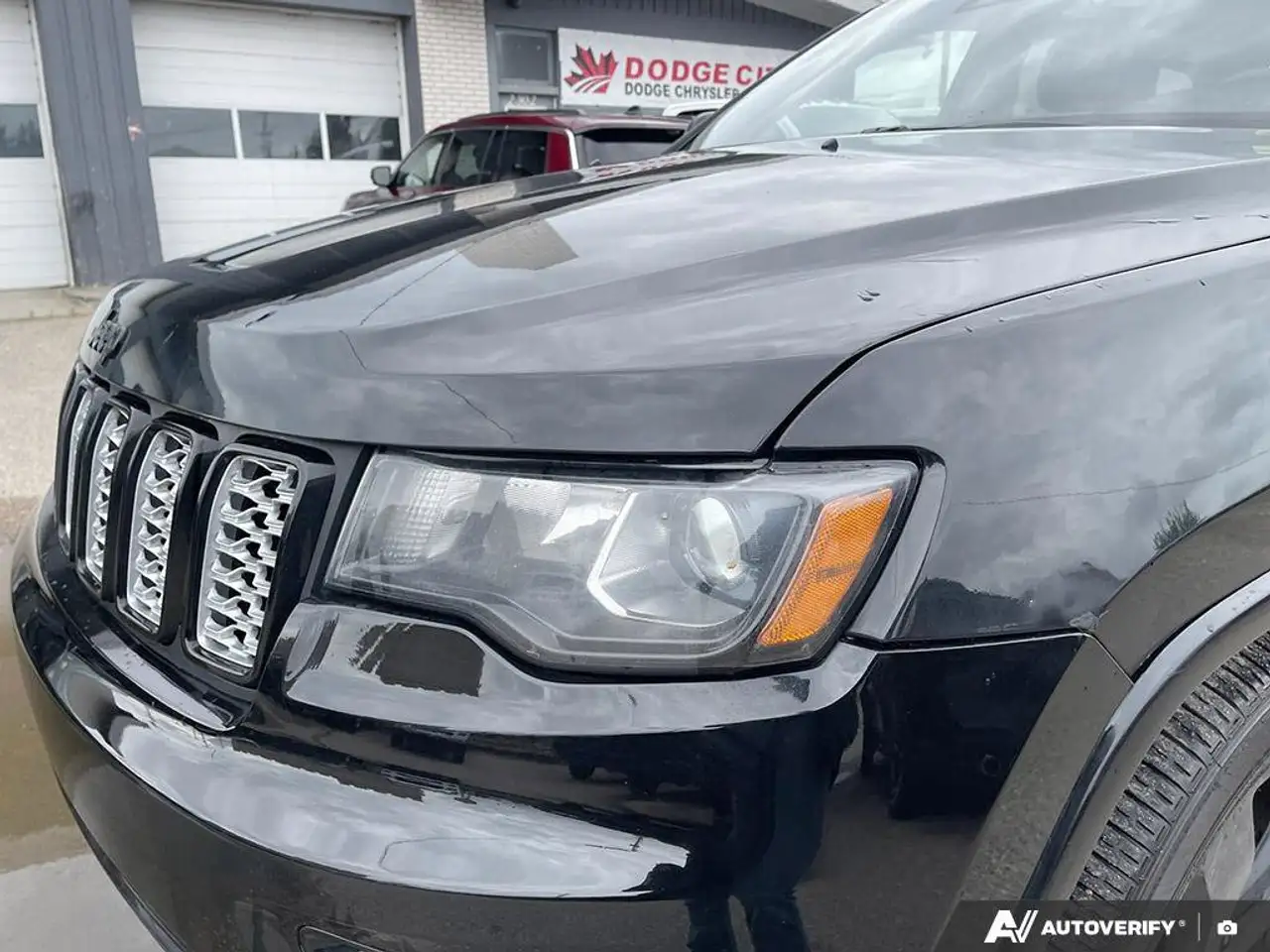 Jeep Grand Cherokee photo Jeep Grand Cherokee