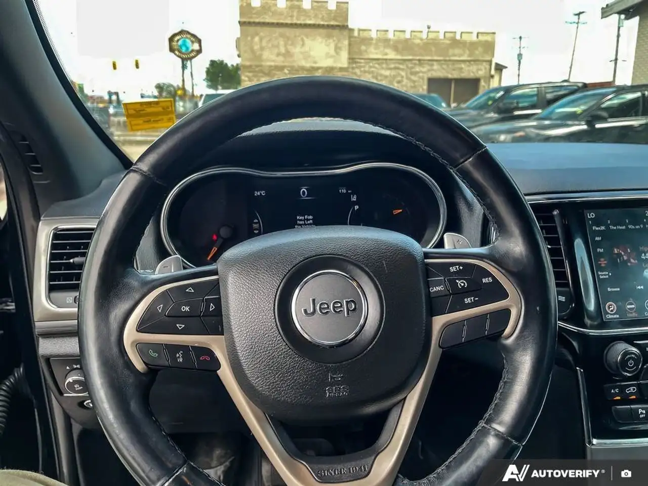 Jeep Grand Cherokee photo Jeep Grand Cherokee