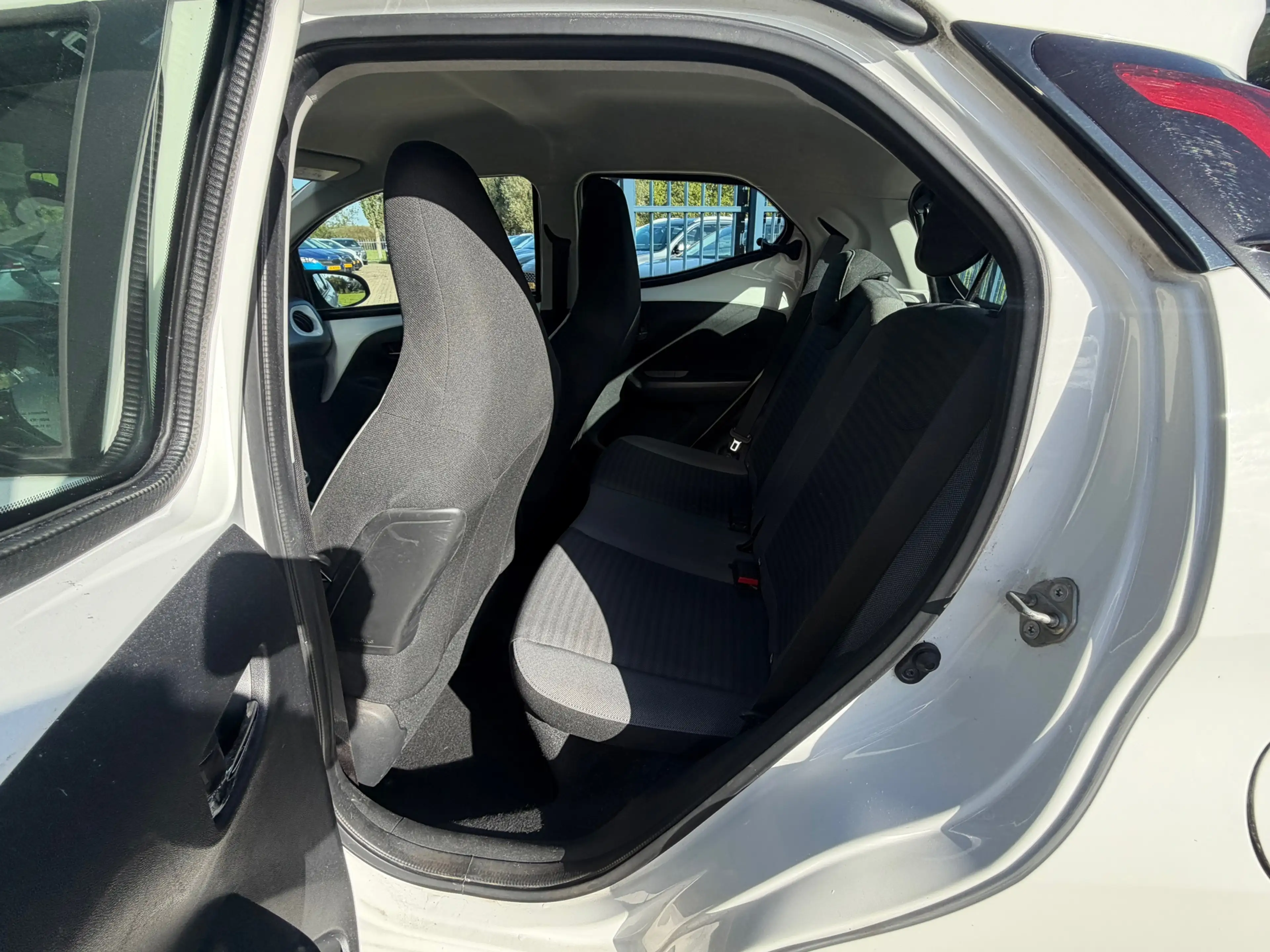 Toyota Aygo 1.0 VVT-i x-play Automaat Camera Carplay — photo 7