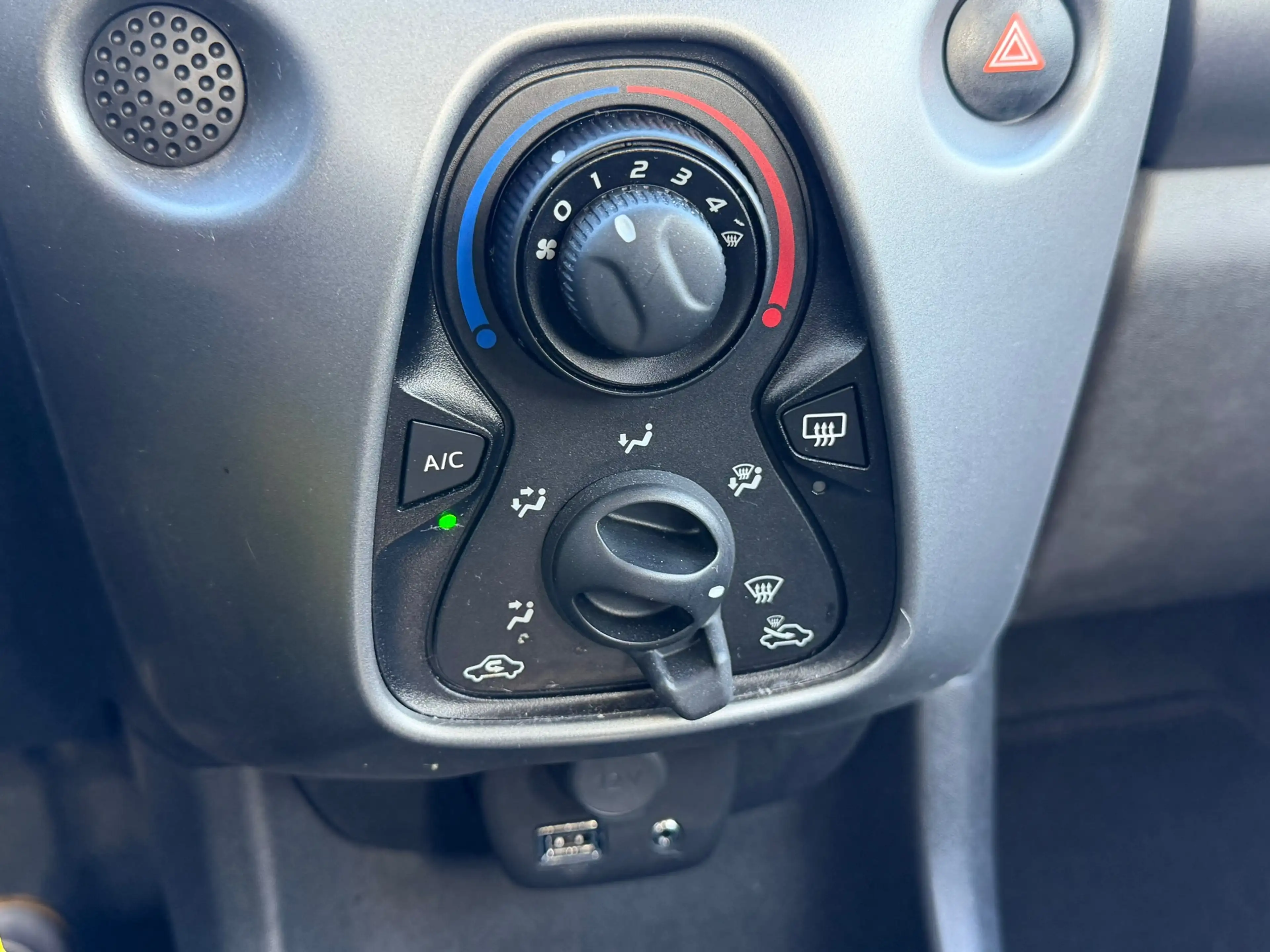 Toyota Aygo 1.0 VVT-i x-play Automaat Camera Carplay — photo 14
