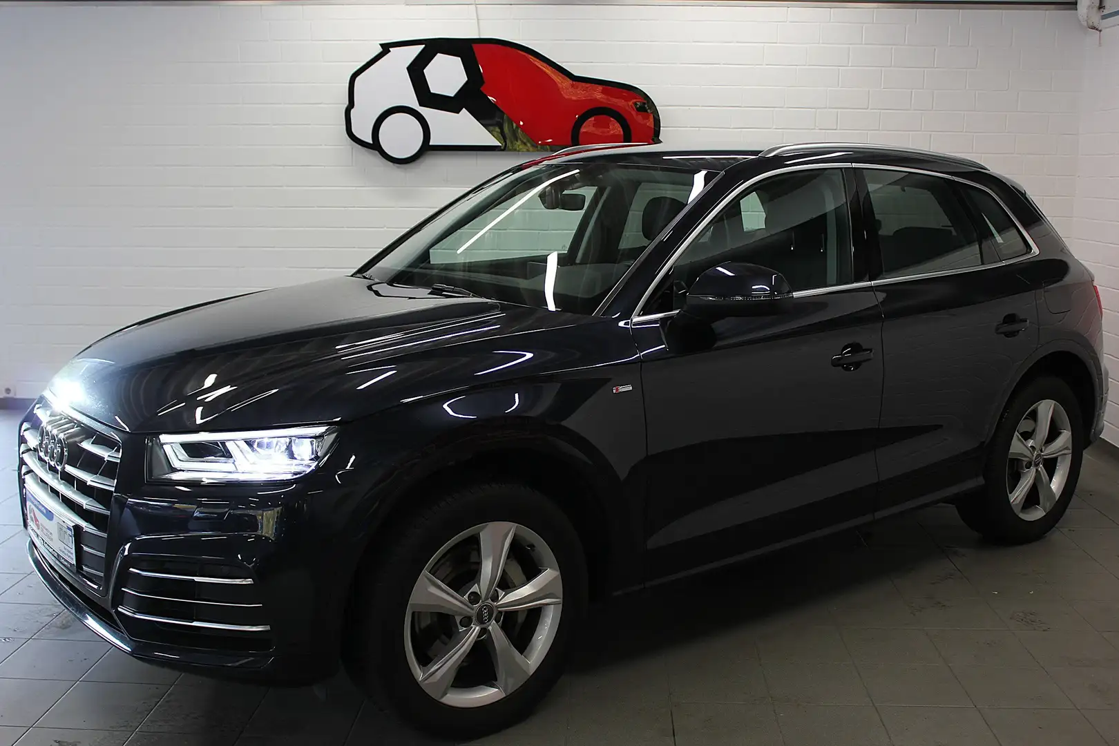 Audi Q5 55 TFSI e quattro S-line 2,0 Rfk BT Volldigital Blau - 1