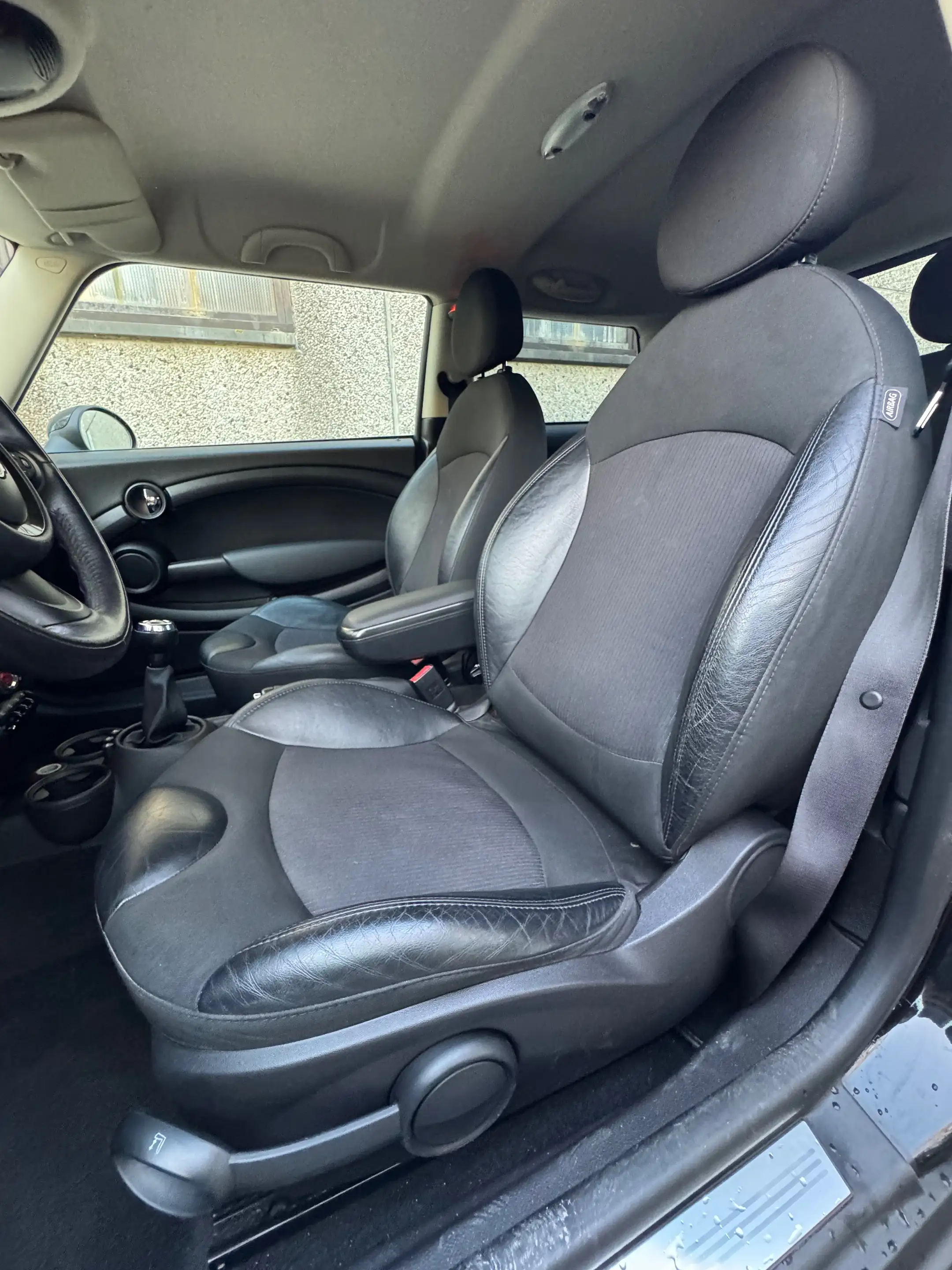 MINI Cooper D 1.6 DPF - Airco - Bluetooth — photo 9