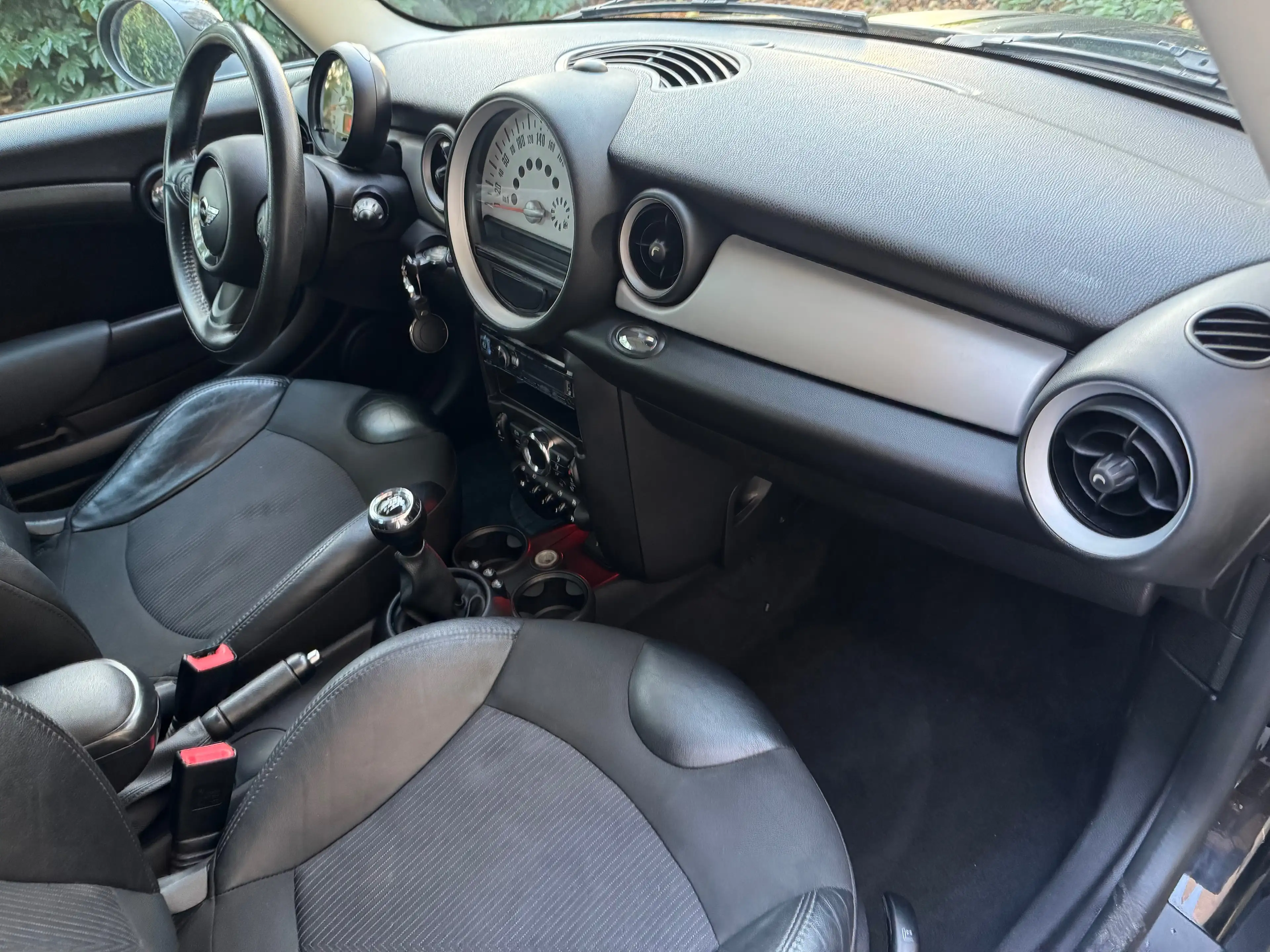 MINI Cooper D 1.6 DPF - Airco - Bluetooth — photo 11