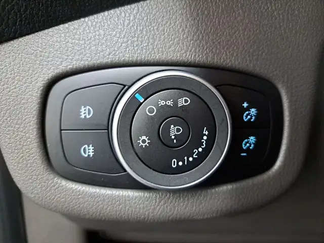 Ford Tourneo Connect view 9